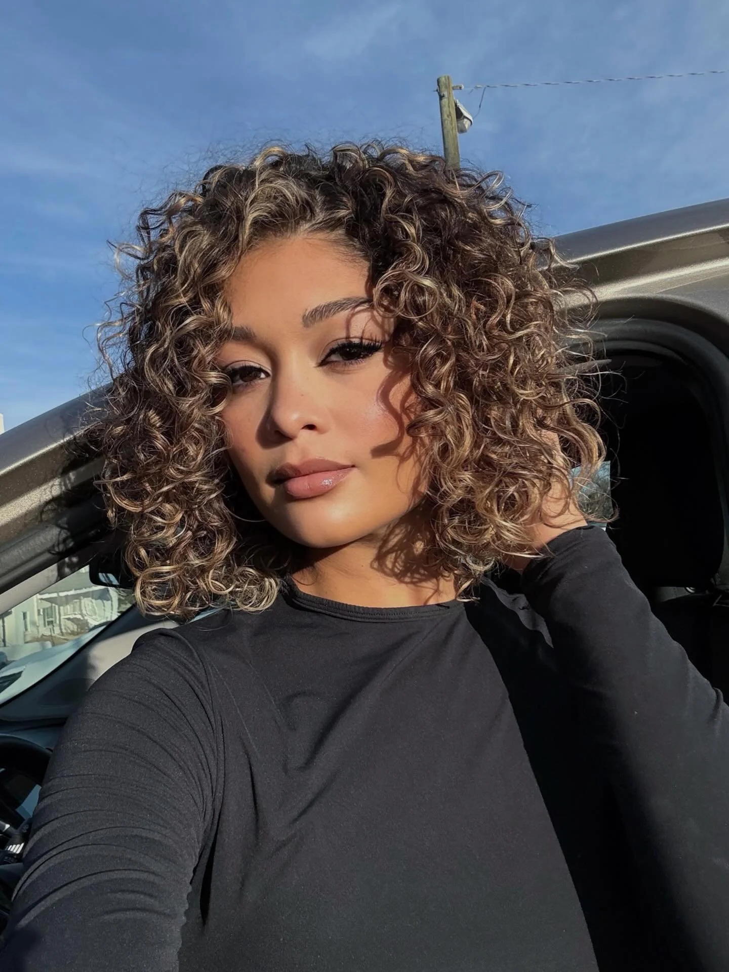 client selfies > 😮&zwj;💨😮&zwj;💨 @jjadenkelleyyyy 

#denverhairstylist #denvercolorado #denvercurlyhair #denverhair #denverhairsalon