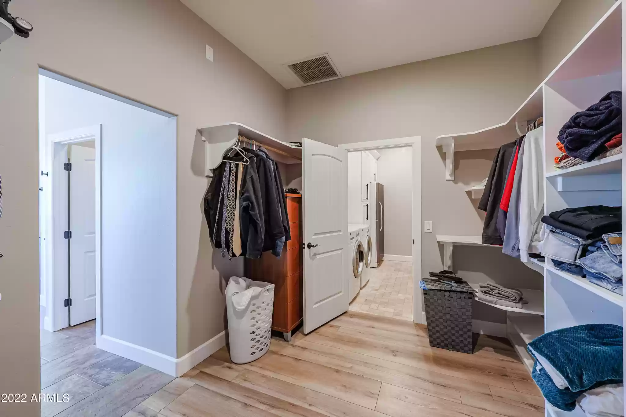 Primary Suite Walk-in Closet