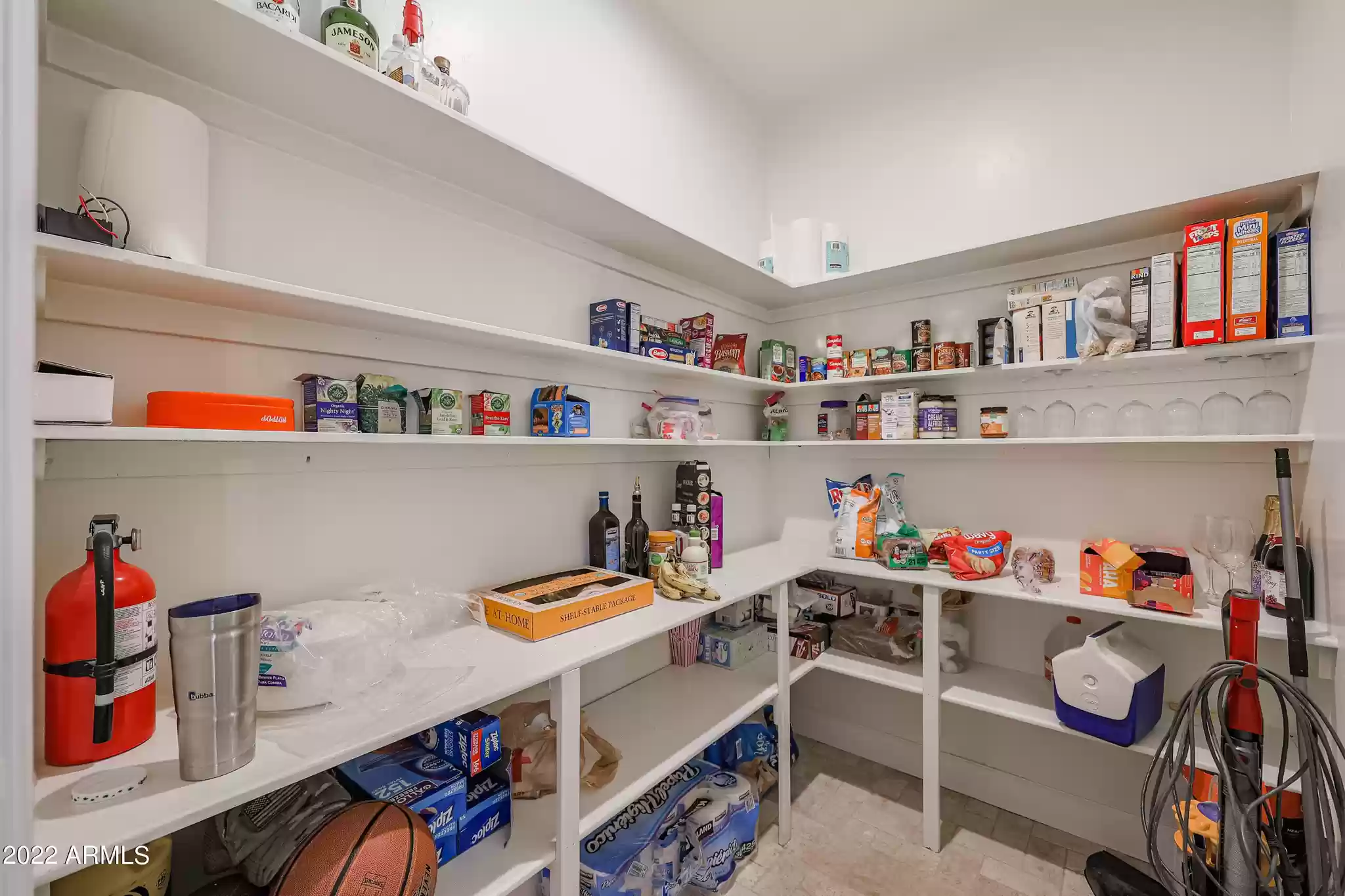 Walk-in Pantry
