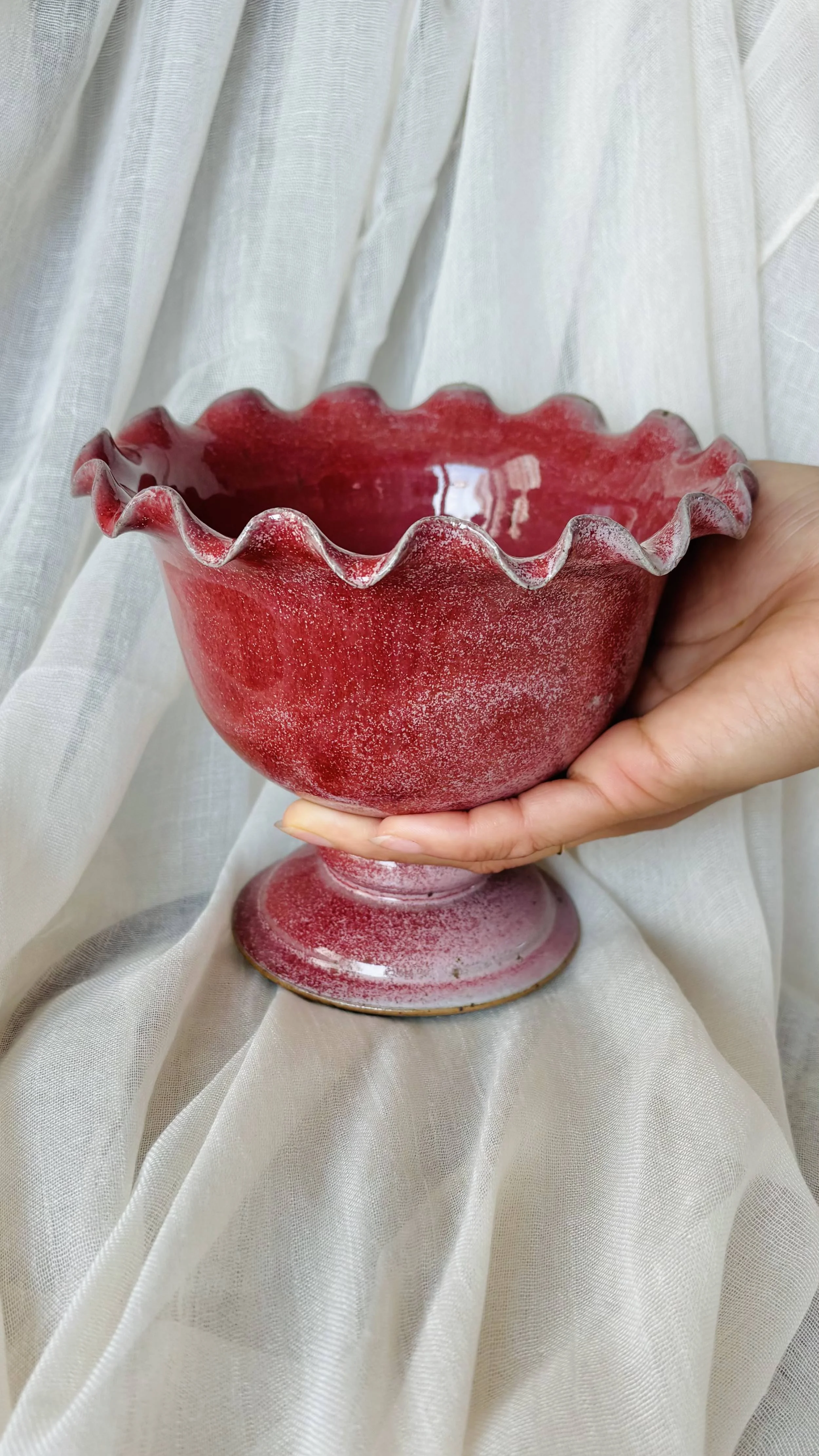 pooterie-ice-cream-bowl-sundae-strawberry-02.jpg