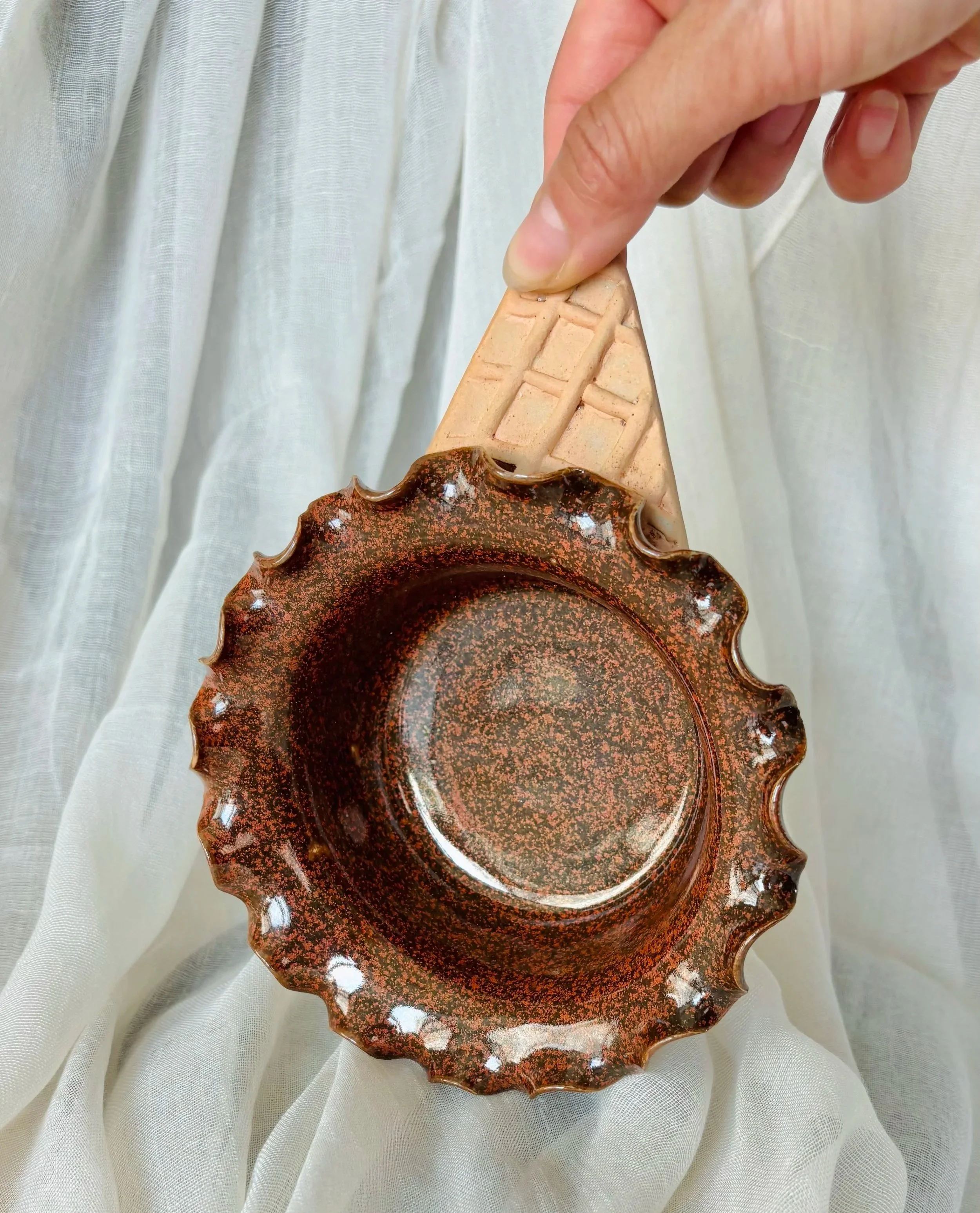 pooterie-ice-cream-bowl-waffle-cone-chocolate-brownie-04.jpg