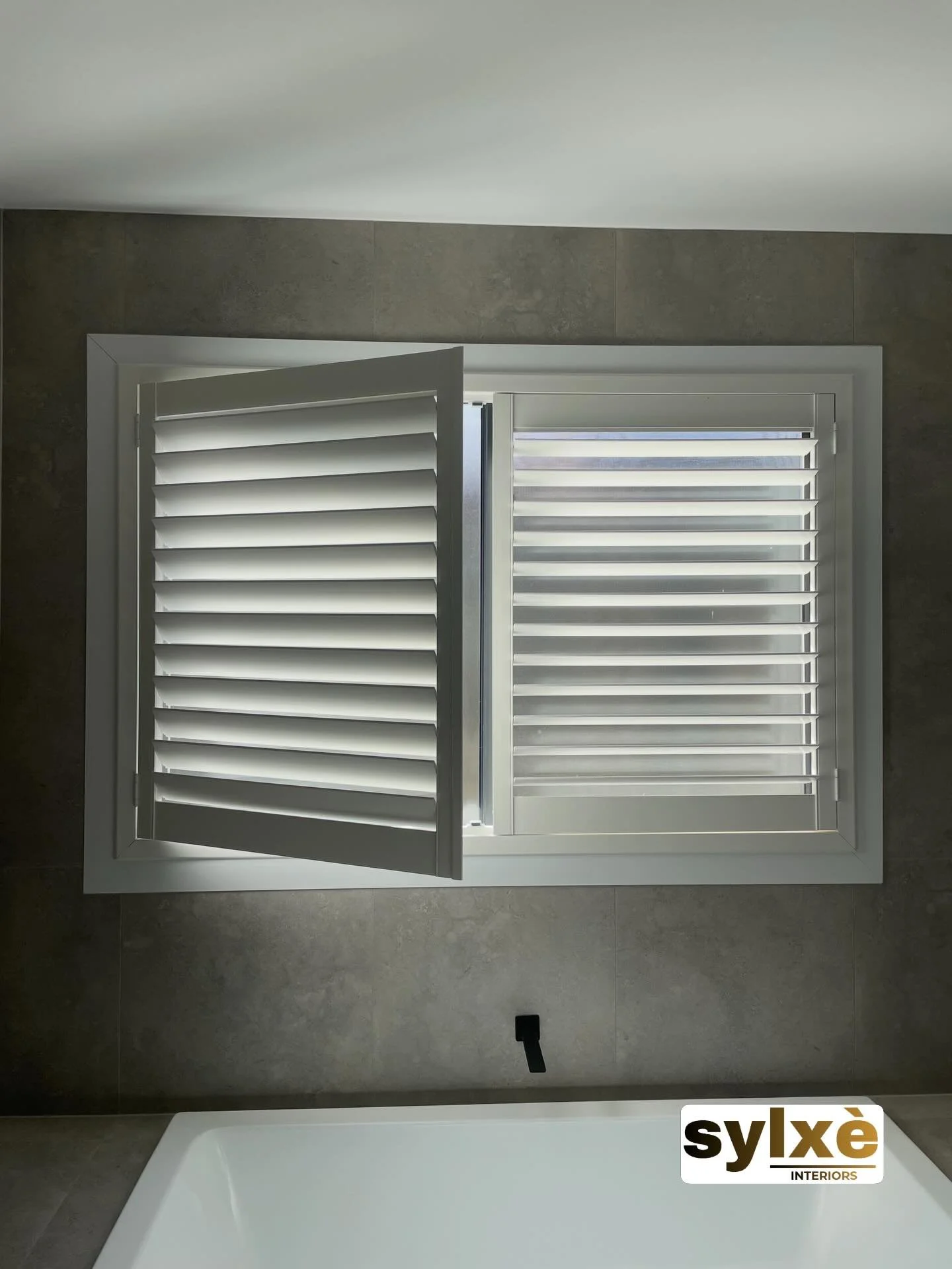 PLANTATION SHUTTERS

An upgrade that pays off every day.

Plantation shutters add value, style, and lasting appeal to your home. Perfect for wet areas, high-traffic living zones, and anywhere you want lasting style and control.

@sylxe_interiors 

ww
