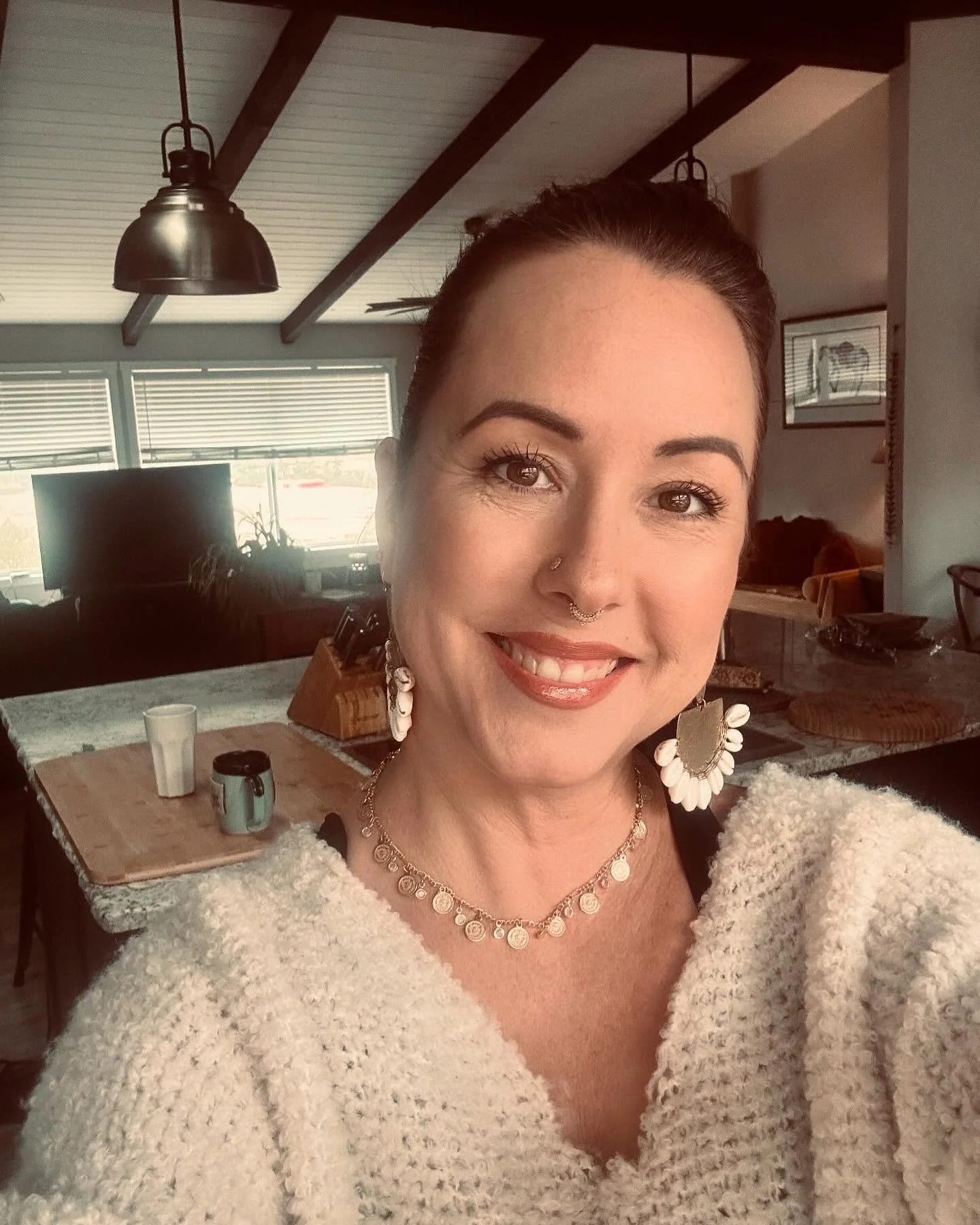 ✨ Welcome &mdash; I&rsquo;m Napili Sharma ✨
Authenticity Life Coach &amp; Trauma-Informed Mindset Guide

This space is where I&rsquo;ll share insights, awareness, and gentle reminders to help you return to your truest, most authentic self.

With year