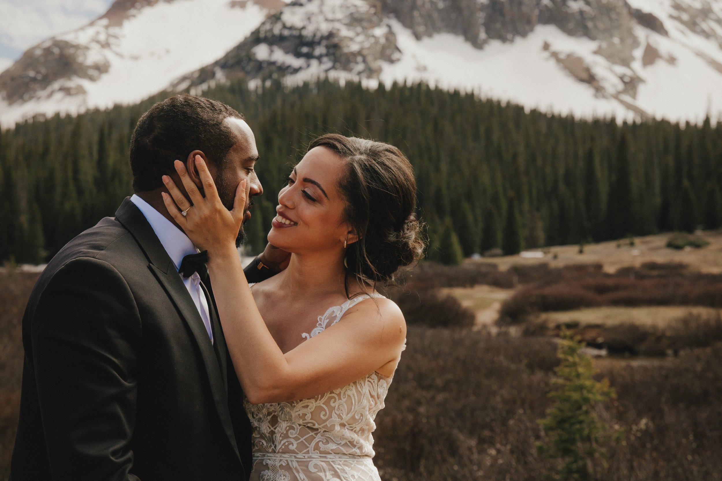 Colorado vs New Mexico Elopement: Which State Should You Choose?