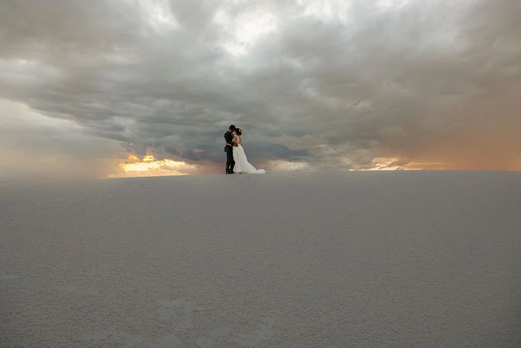Wedding vs Elopement at White Sands: Which Is Right for You?