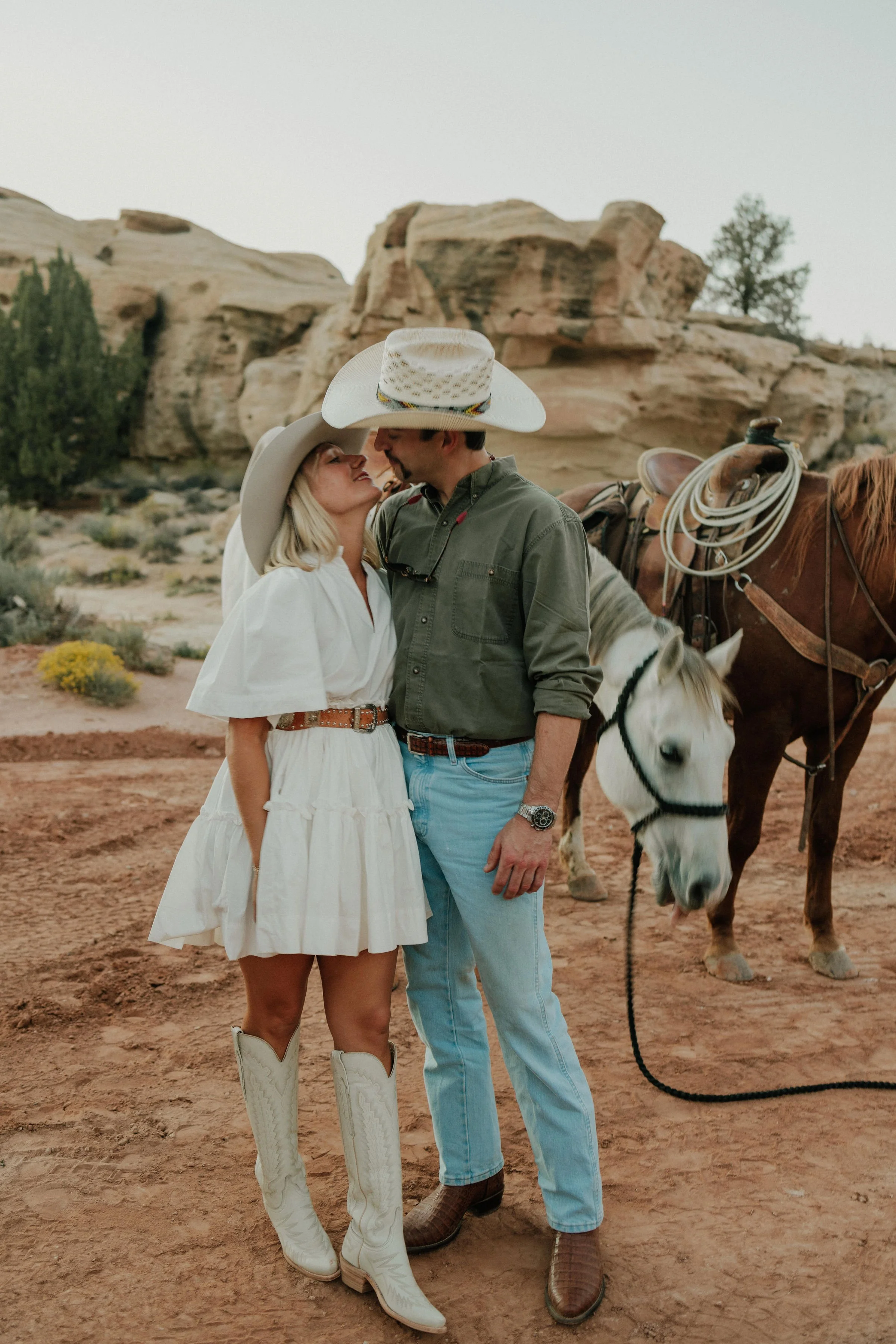Kanab Wedding Photographer: Capturing Your Red Rock Love Story