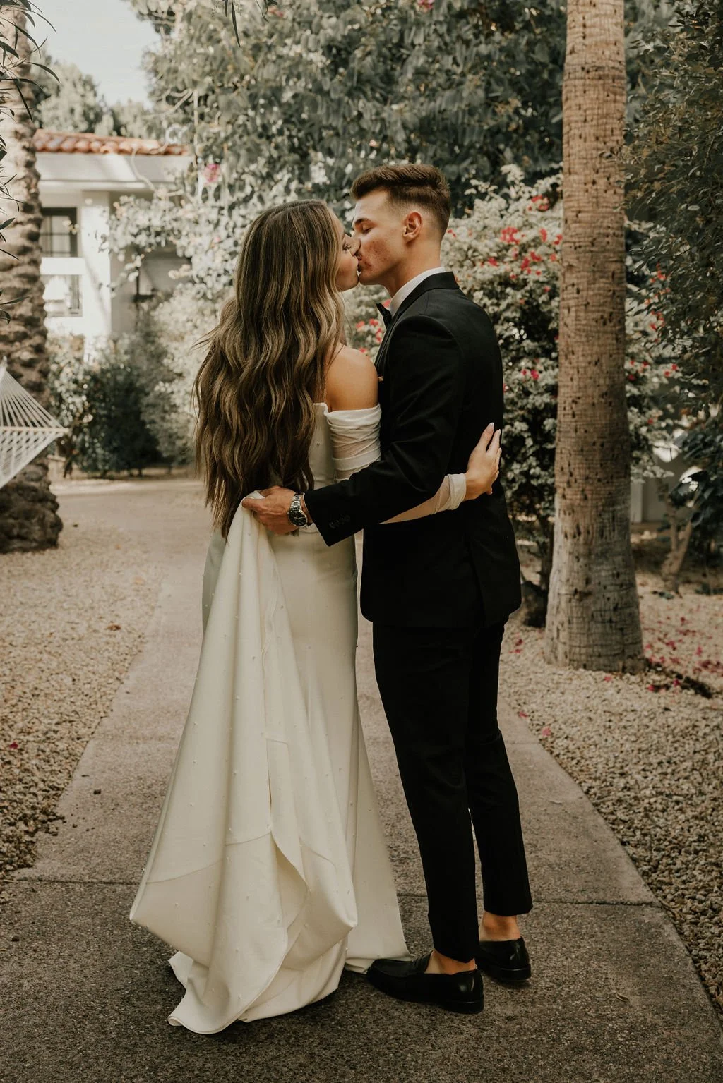 Scottsdale Outdoor Wedding Photographer: Desert Light, Real Moments, No Stiff Poses