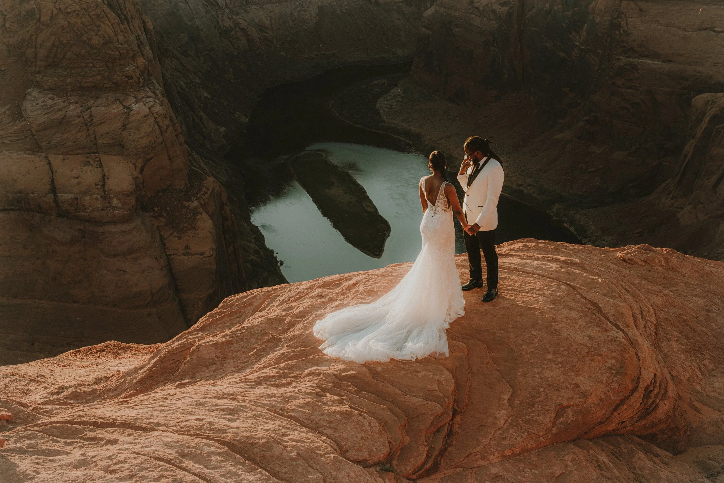 Page, Arizona Outdoor Wedding Photographer: Adventure Elopements at Horseshoe Bend &amp; Antelope Canyon