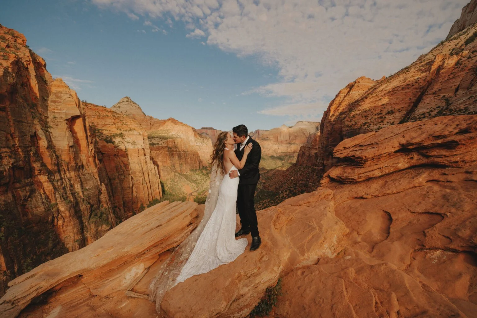 15 Key Adventure Elopement Photography Ideas