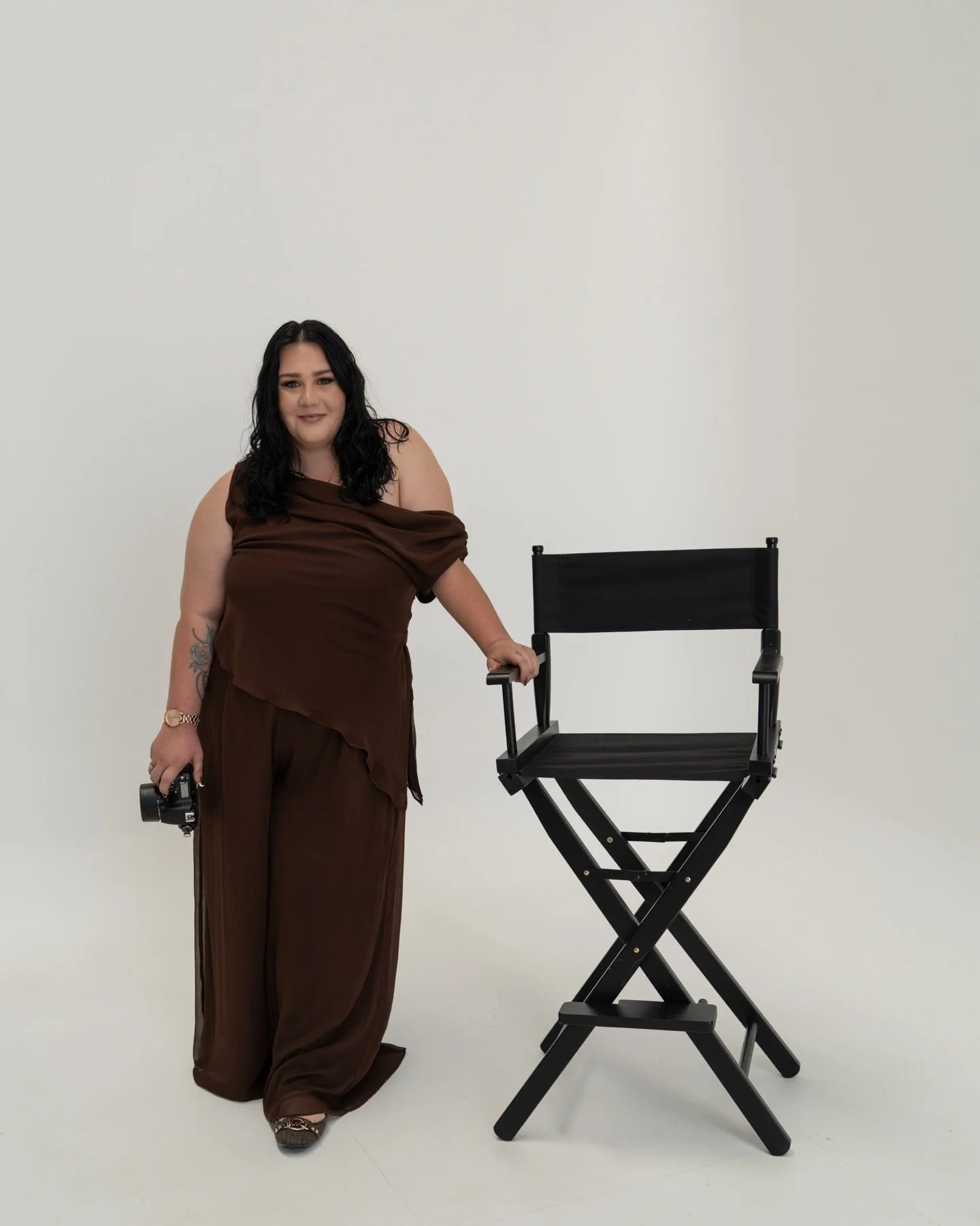 This shoot though 🔥

Brief - Branding with lots of BTS 💌