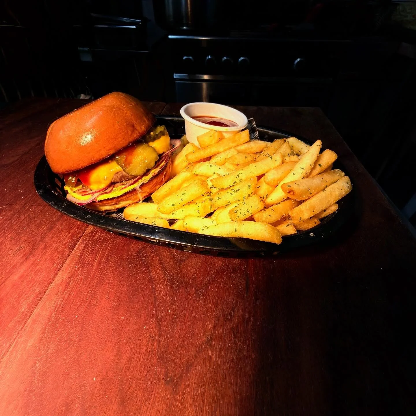 According to a pole of a 100 people, studies have found that on average between 32% and 87% of Quiz champions completed at least 2 burger specials during the 1 quiz.

Burger &amp; Pint Special &ndash; just $30 - Every Thursday 
With a choice of our c