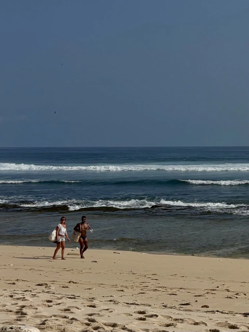 pantai-nunggalan-vro5273.jpeg