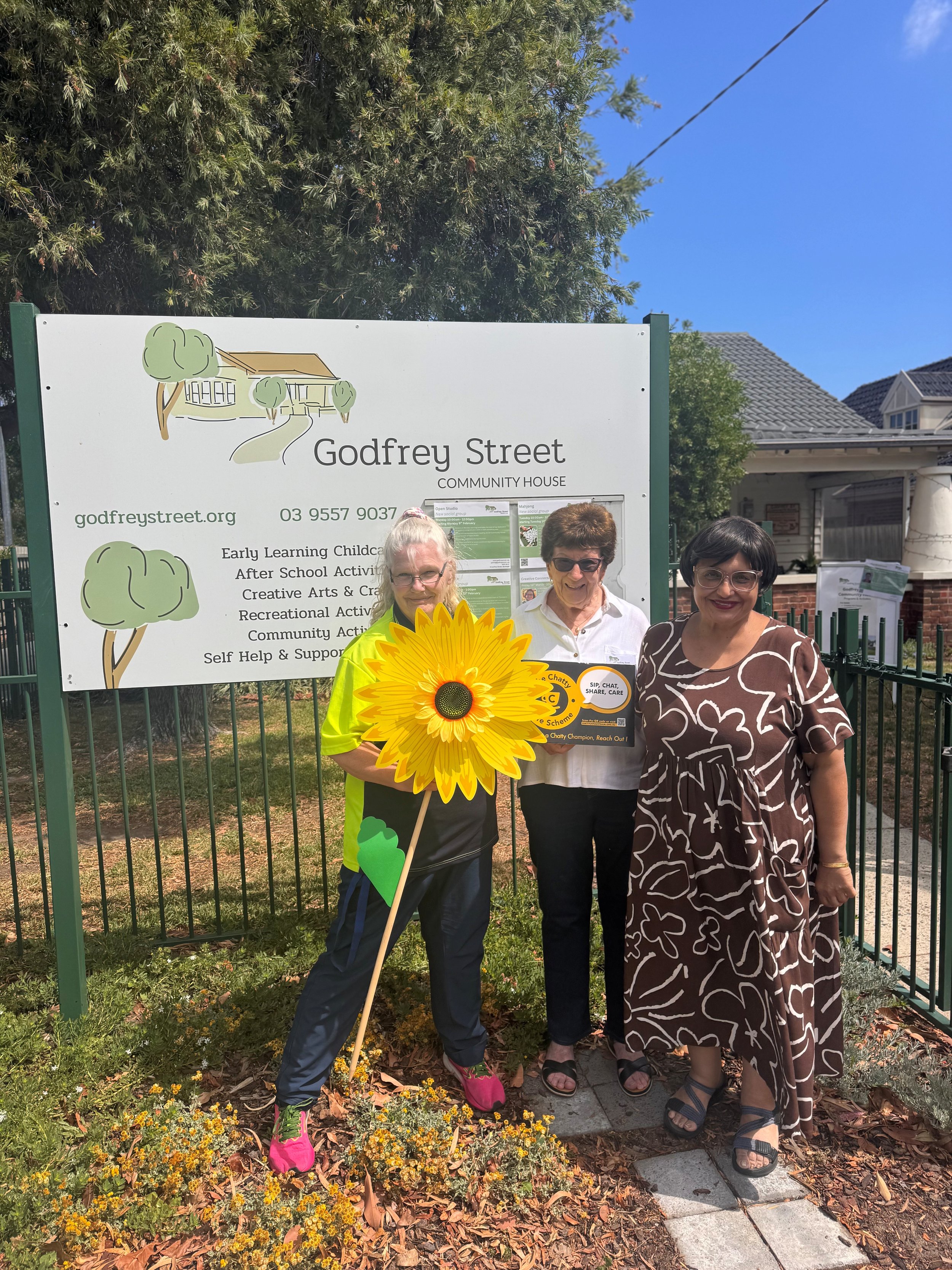 Helen, Elain and Tania.jpg