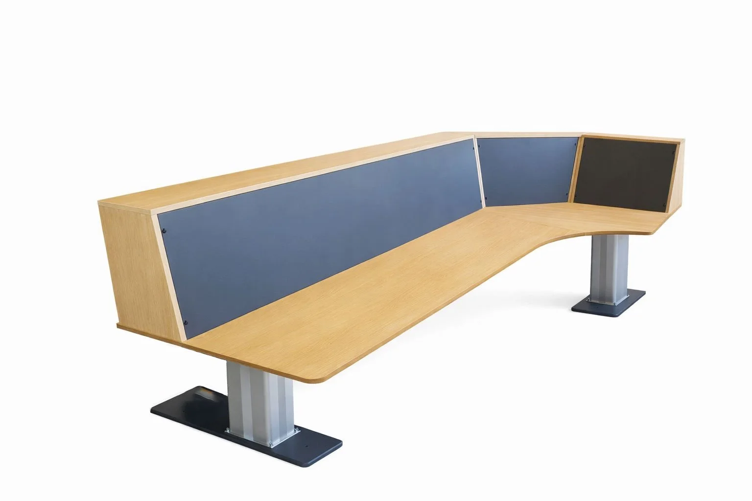 spesialbord for bruk i brannstasjon ved flyplass