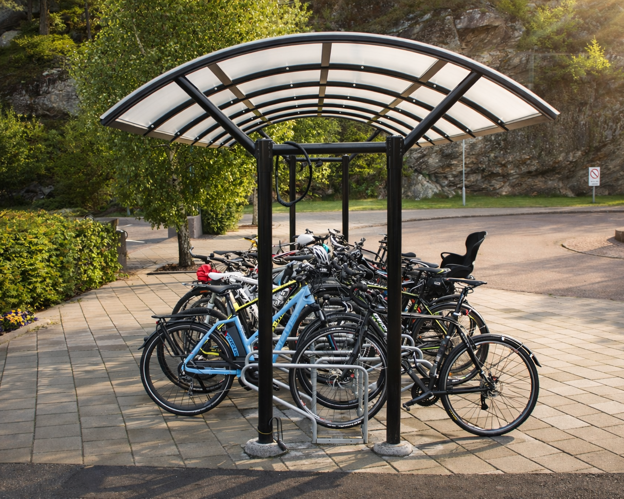 sykkeltak for tosidig sykkelparkering ved offentlig organisasjon i Oslo
