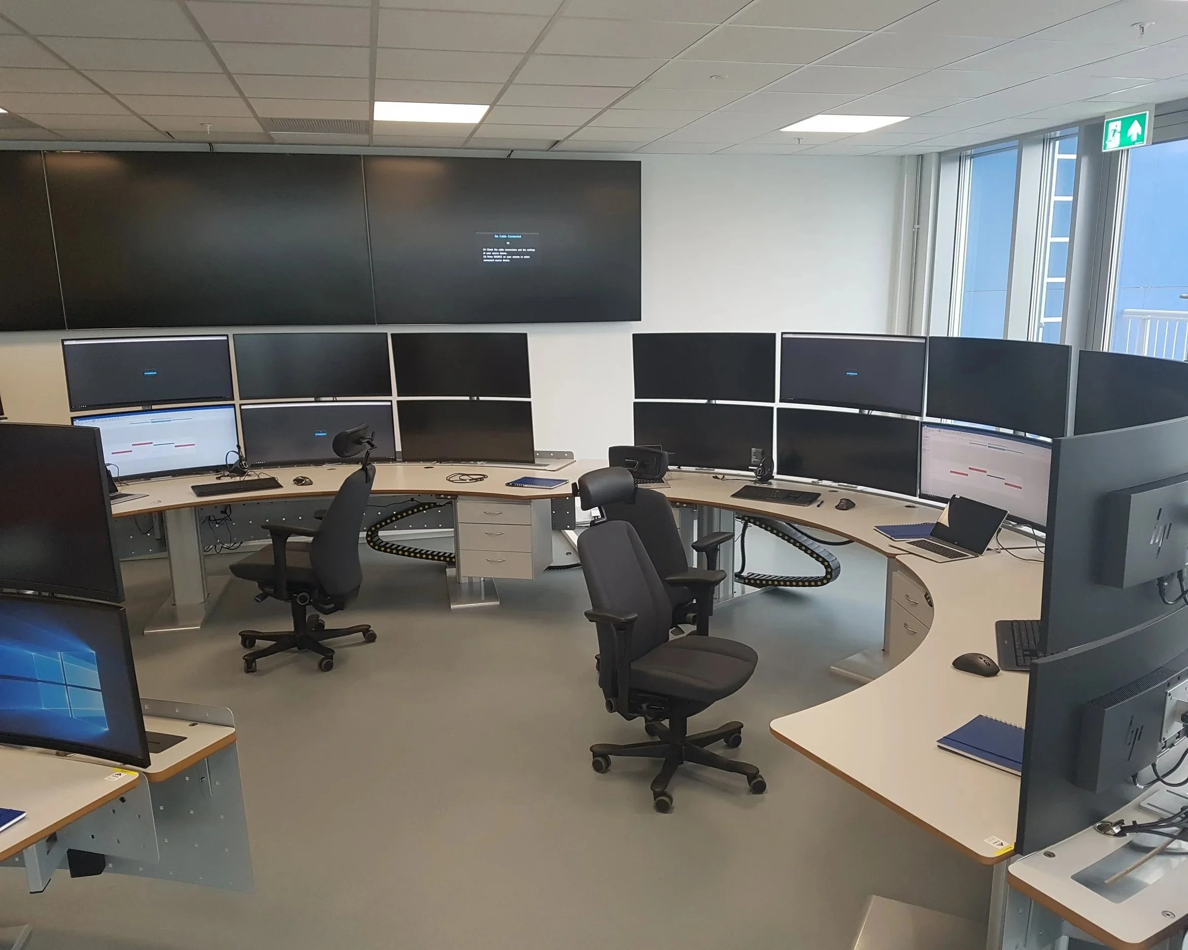 bord i kontrollrommet til stor norsk selskap innen fiskeindustrien