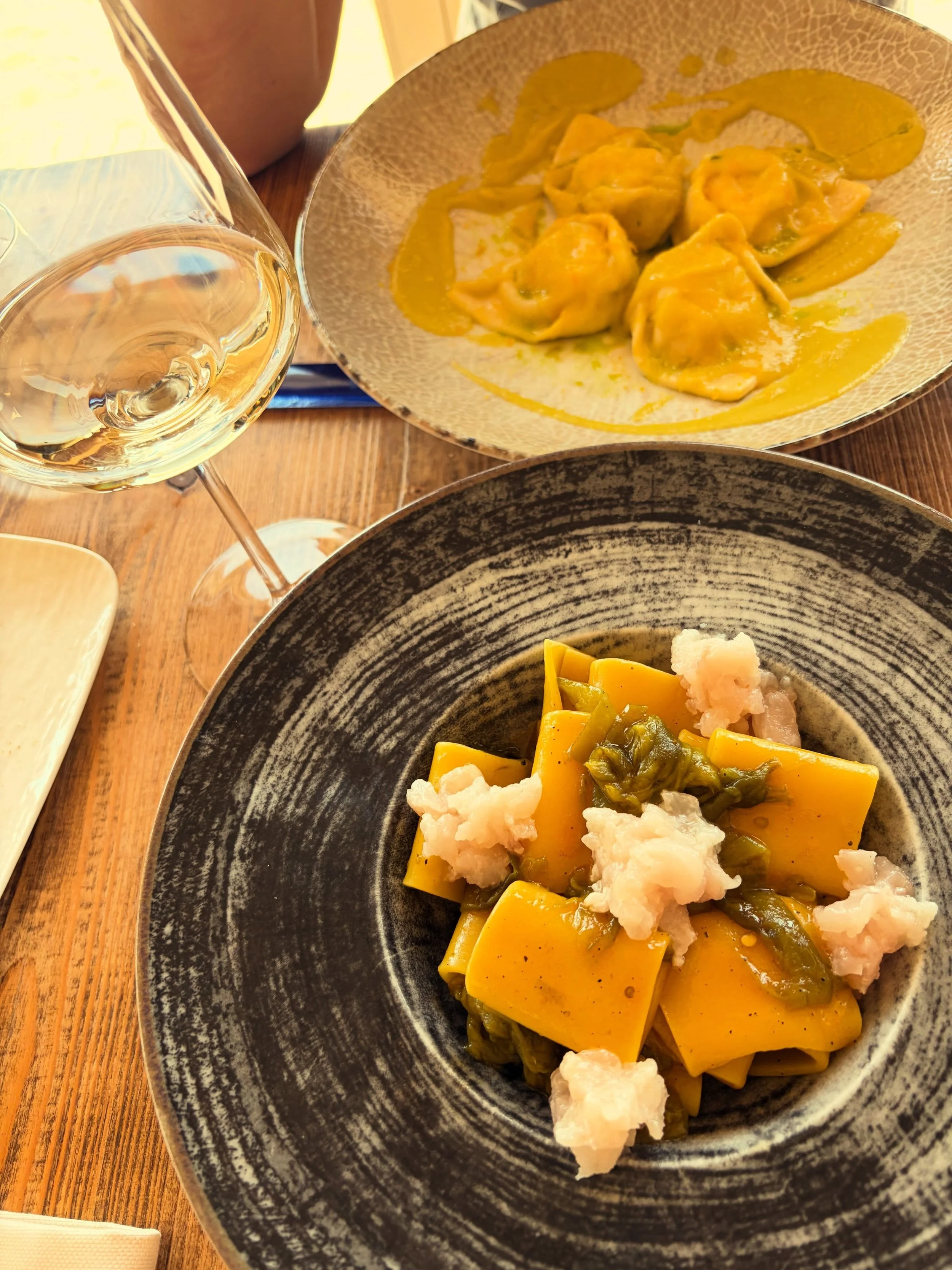 A quick scroll through the sensory highlights of May. Summertime.

#PoggioGrosso #tuscany #italianfoodlovers🇮🇹🍕❤️ #may #vacation