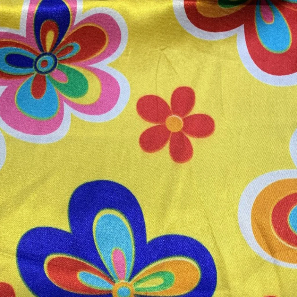 5544-RASO-7003 FLORES FONDO AMARILLO.jpg