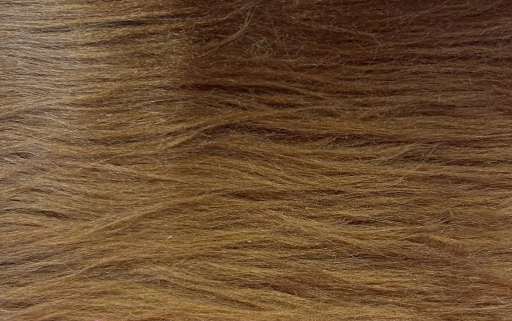 Pelo Largo Camel Oscuro