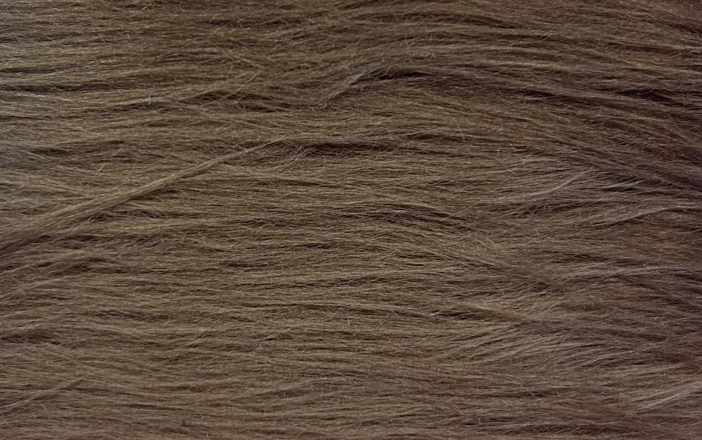 Pelo Largo Marron