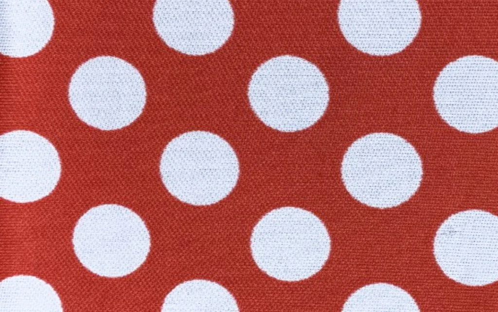 PUNTO SEDA TOPO GRAN FDO ROJO - 0000-BLANCO.jpg