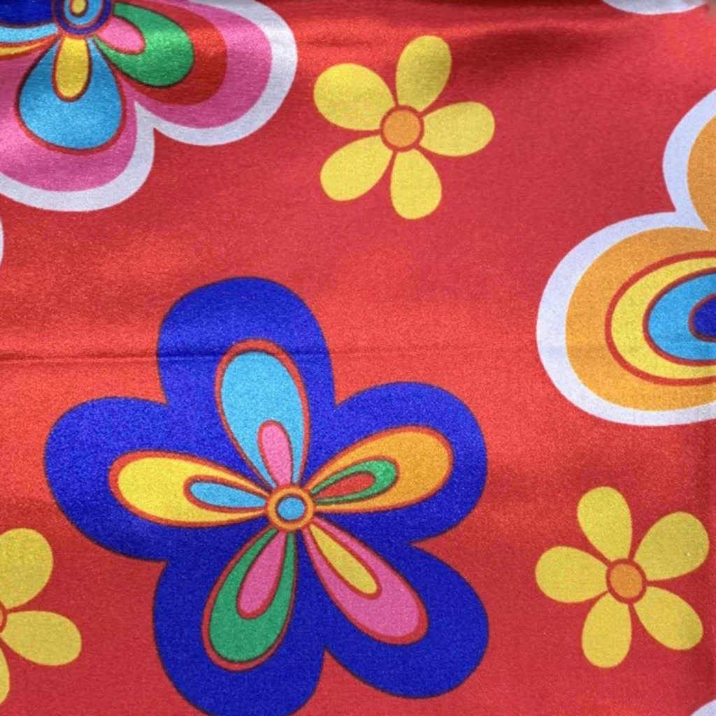 5542-RASO-7001 FLORES FONDO ROJO.jpg