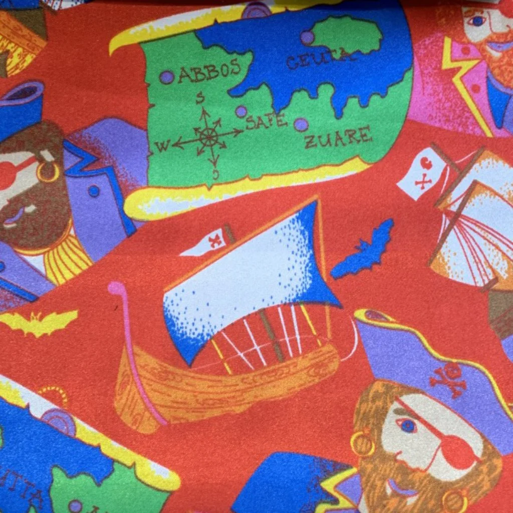 Raso Carnaval Print Barco Pirata