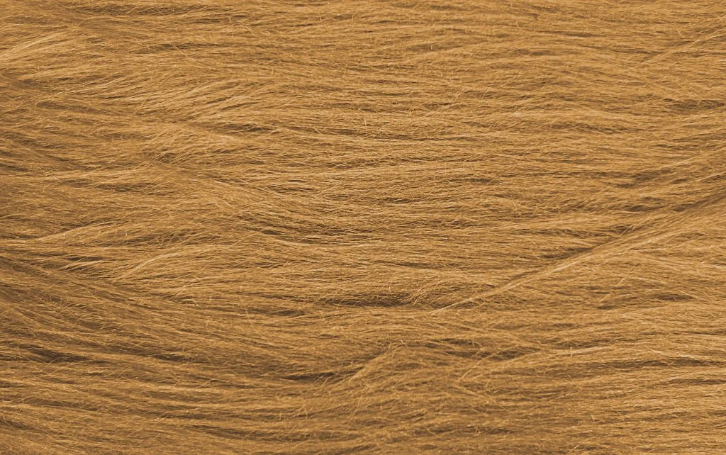 Pelo Largo Camel Claro