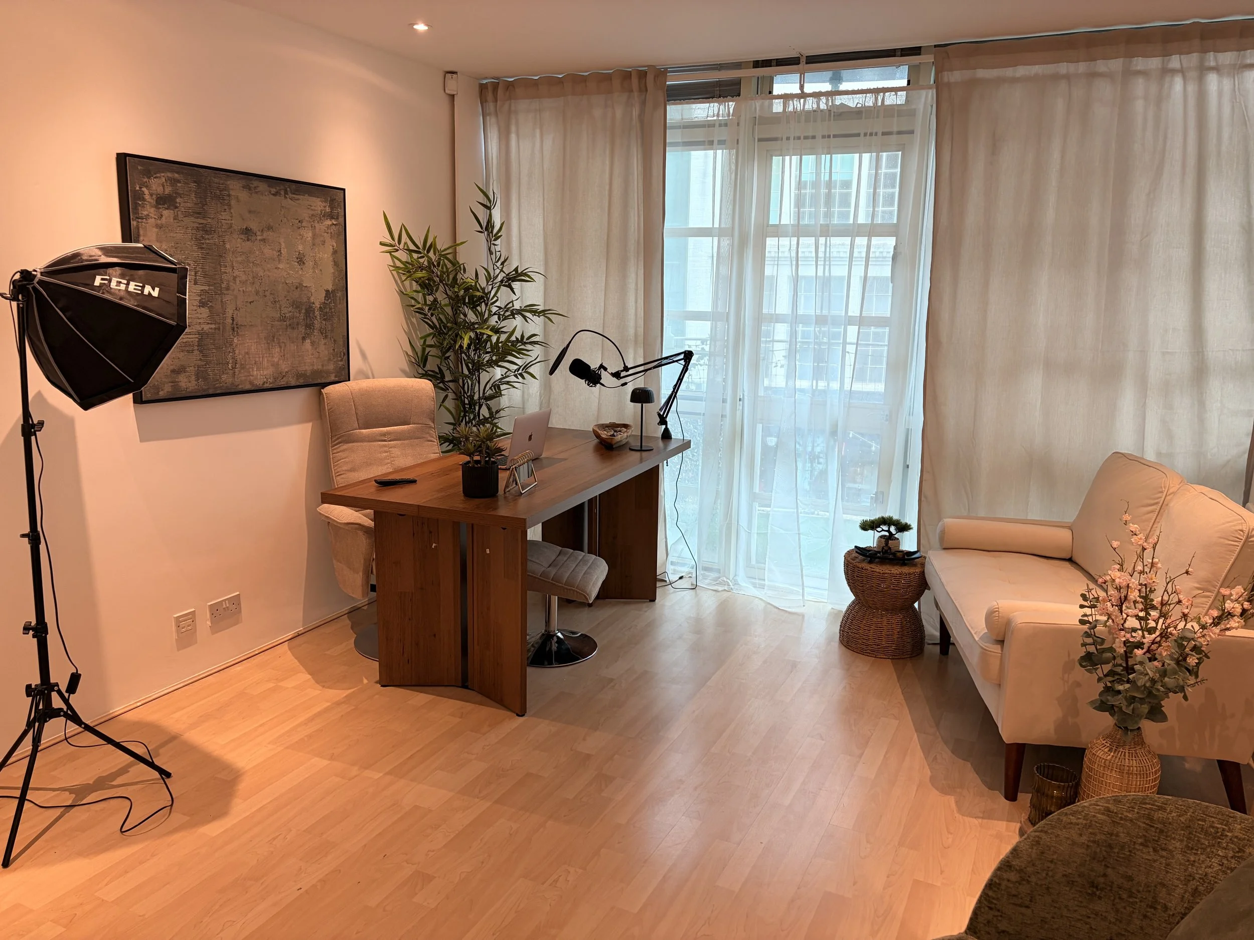 Full Genki Content Studio with Studio Lighting only