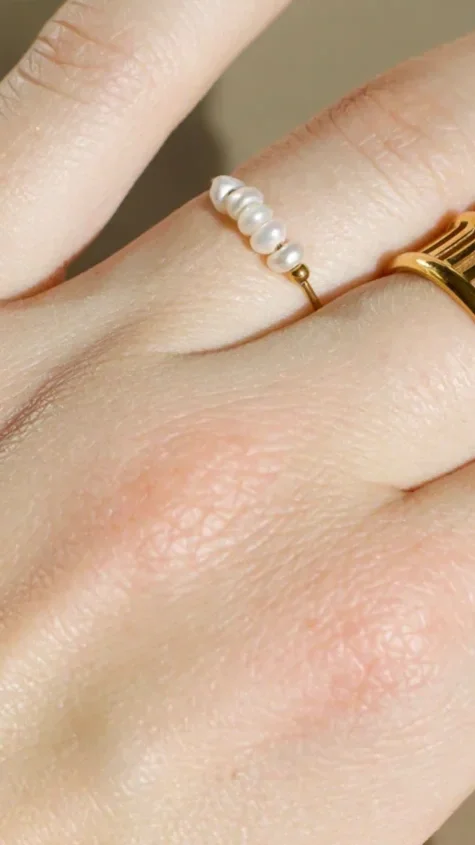 melomelo-dainty-seed-pearl-band-36696343675093_900x.webp