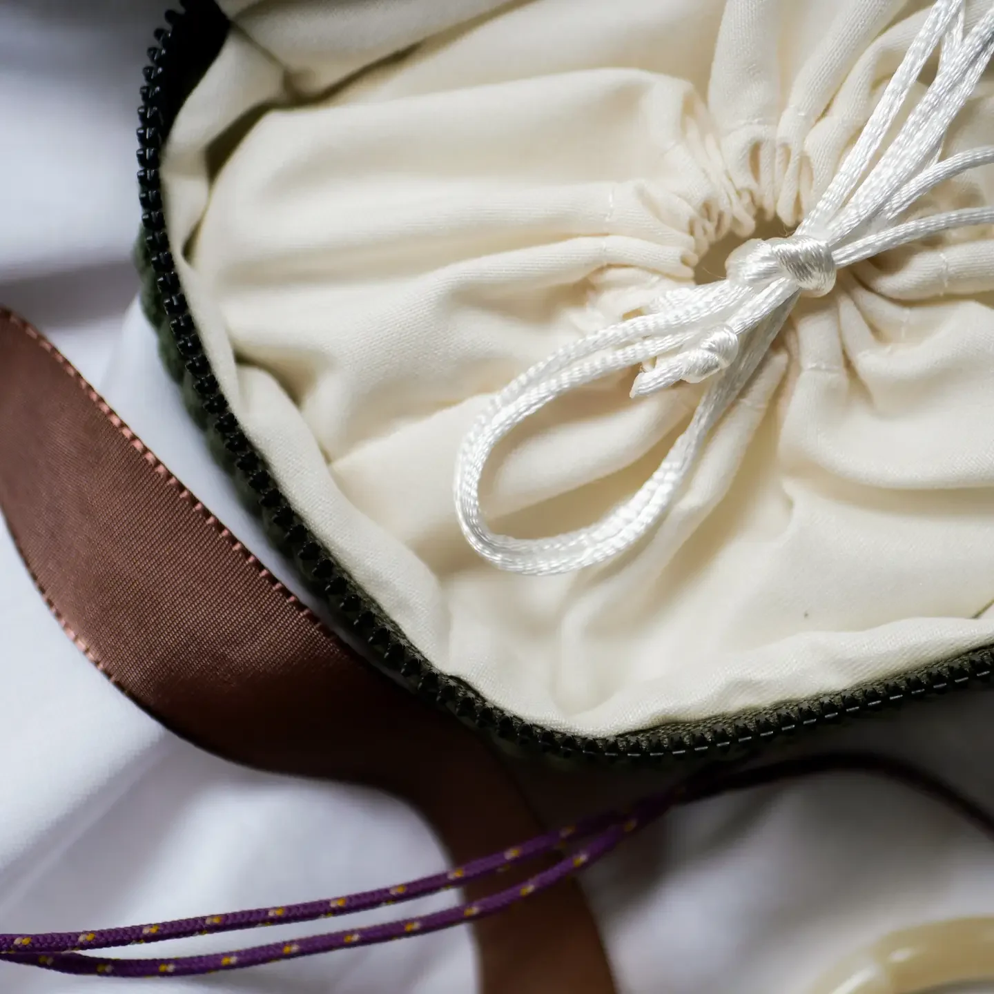 05df6f15248bb7d6c94ca285e78d3e500128fd6a13b065557cd9efc520d34f28.webp (Kopie)