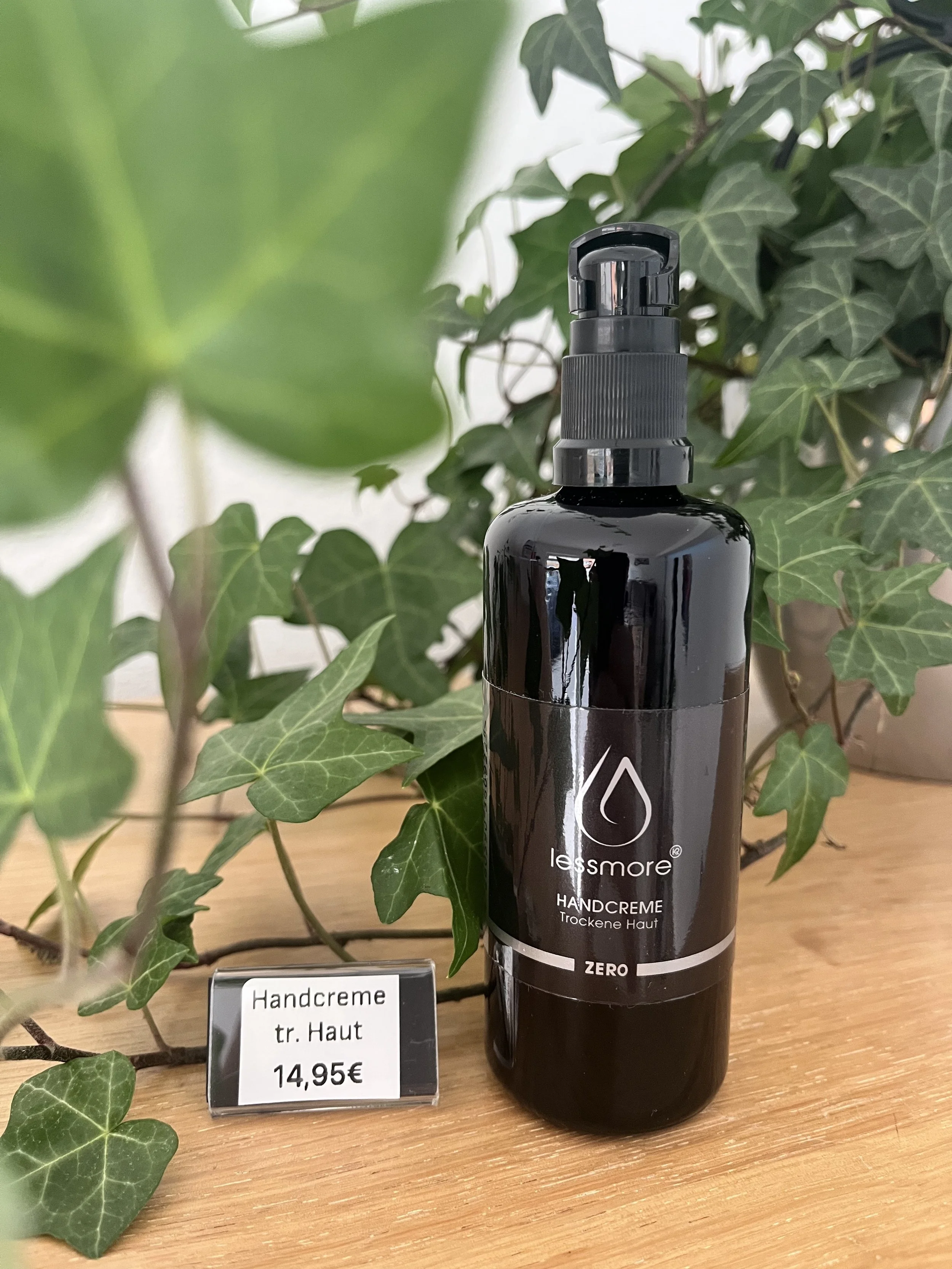 Handcreme tr. Haut.jpg