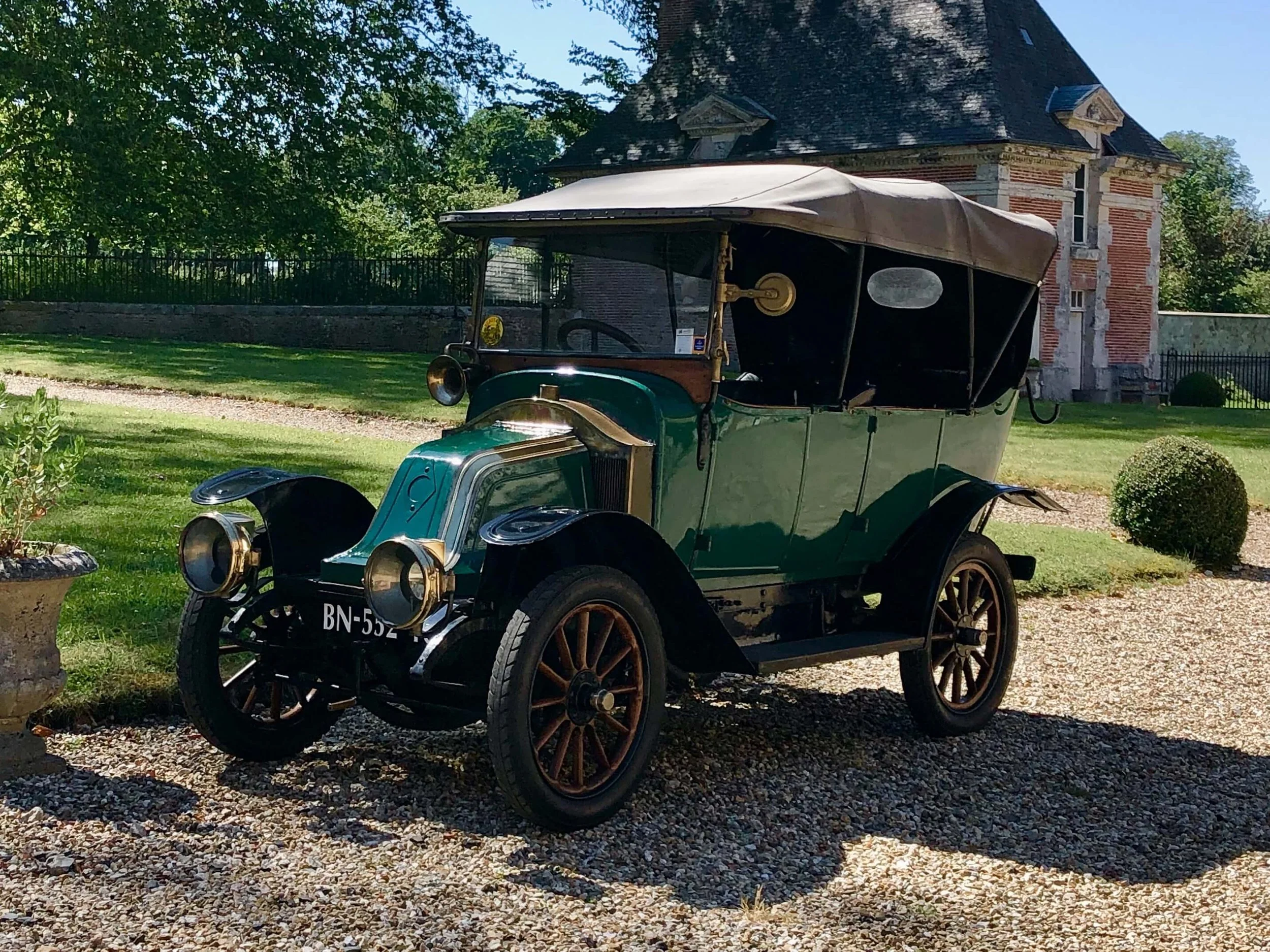 Renault AX - 4 places