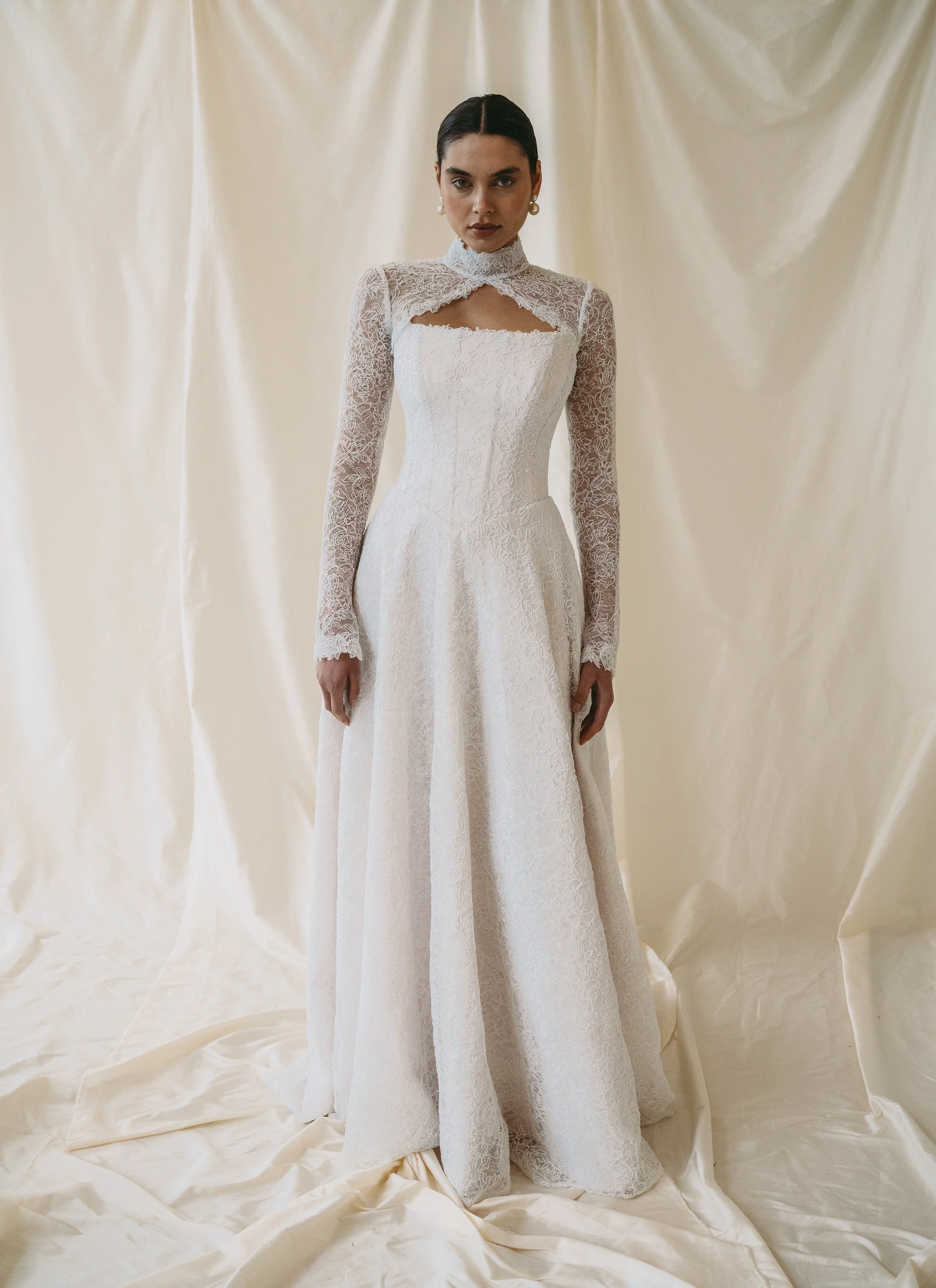 lace-long-sleeve-wedding-topper-laura-carmel.jpg