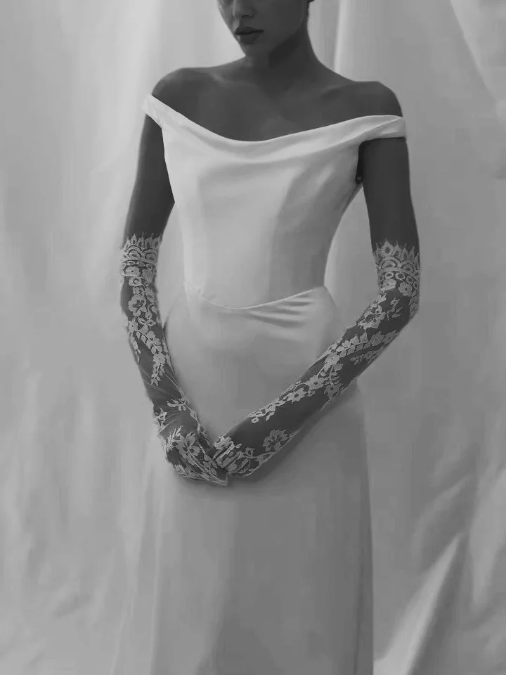 Double sided satin draped to perfection, cinched waistline.

Meet Ever.

Available for fittings in our Marylebone studio. 

Creative queens 

Photo / video @charlottesaundersphotography 
Hair and make up @oliviatoddmakeup 
Accessories @victoriafergus