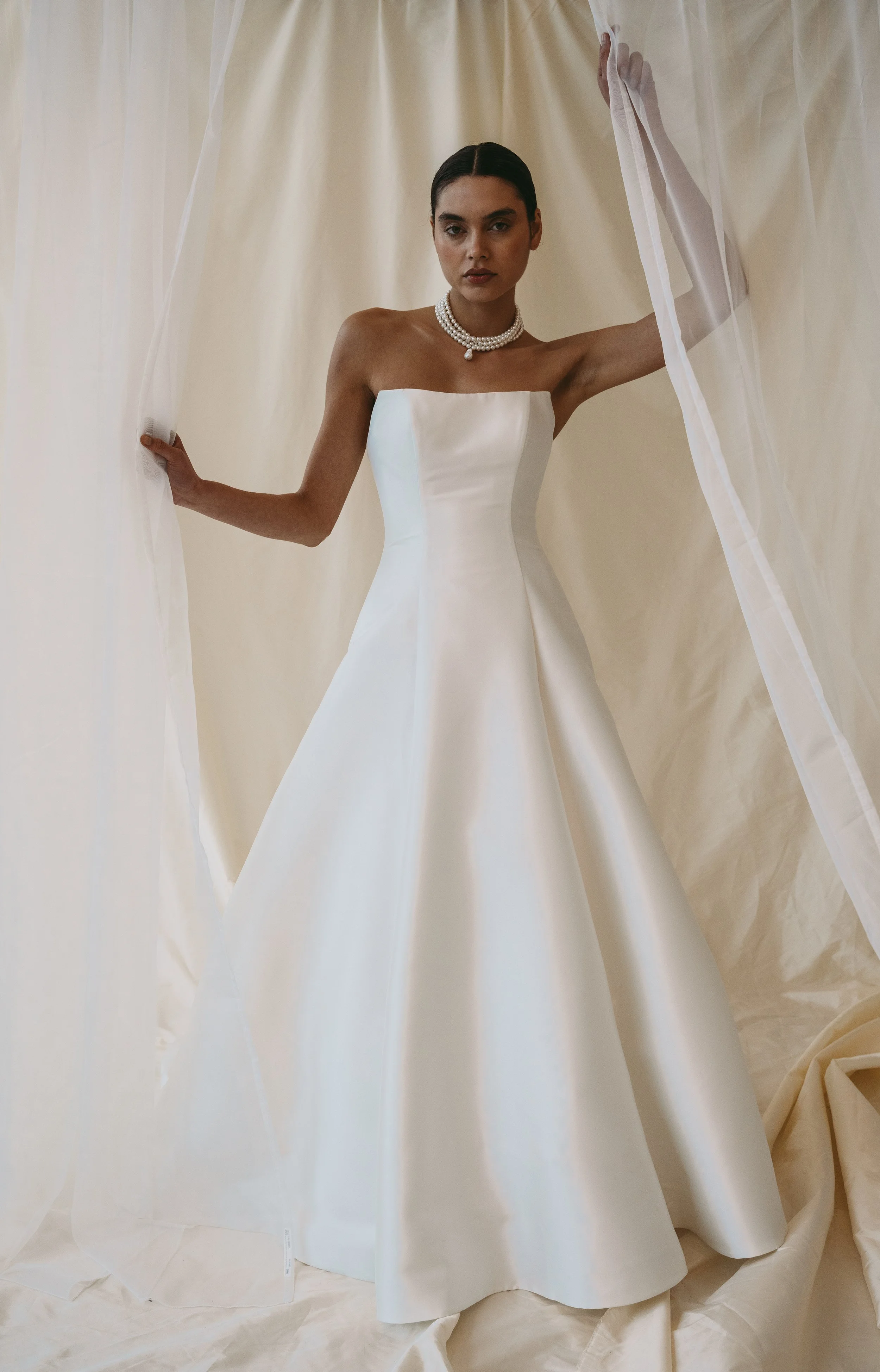 mikado-wedding-dress-strapless.jpg