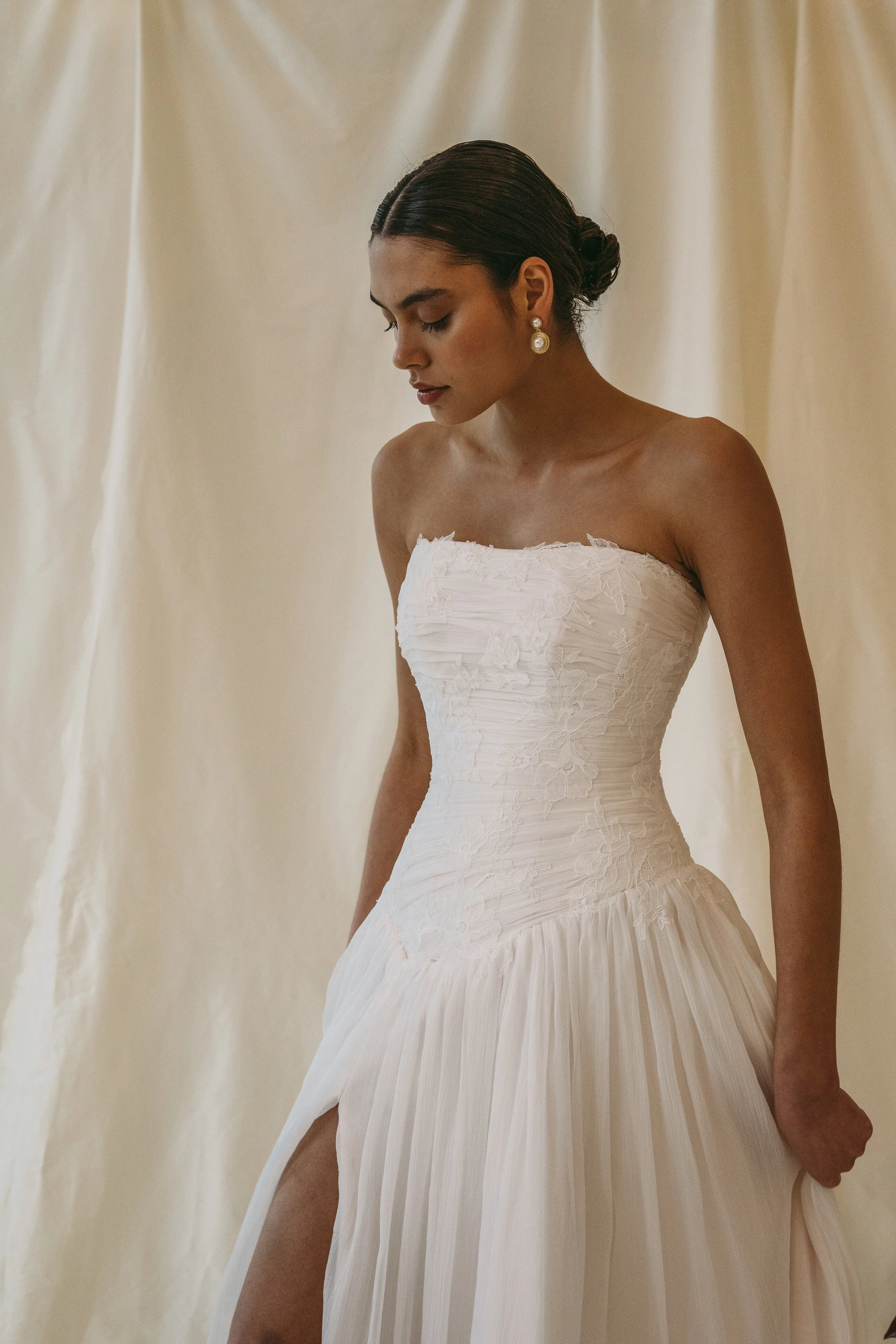 strapless-pleated-chiffon-wedding-dress-jpg