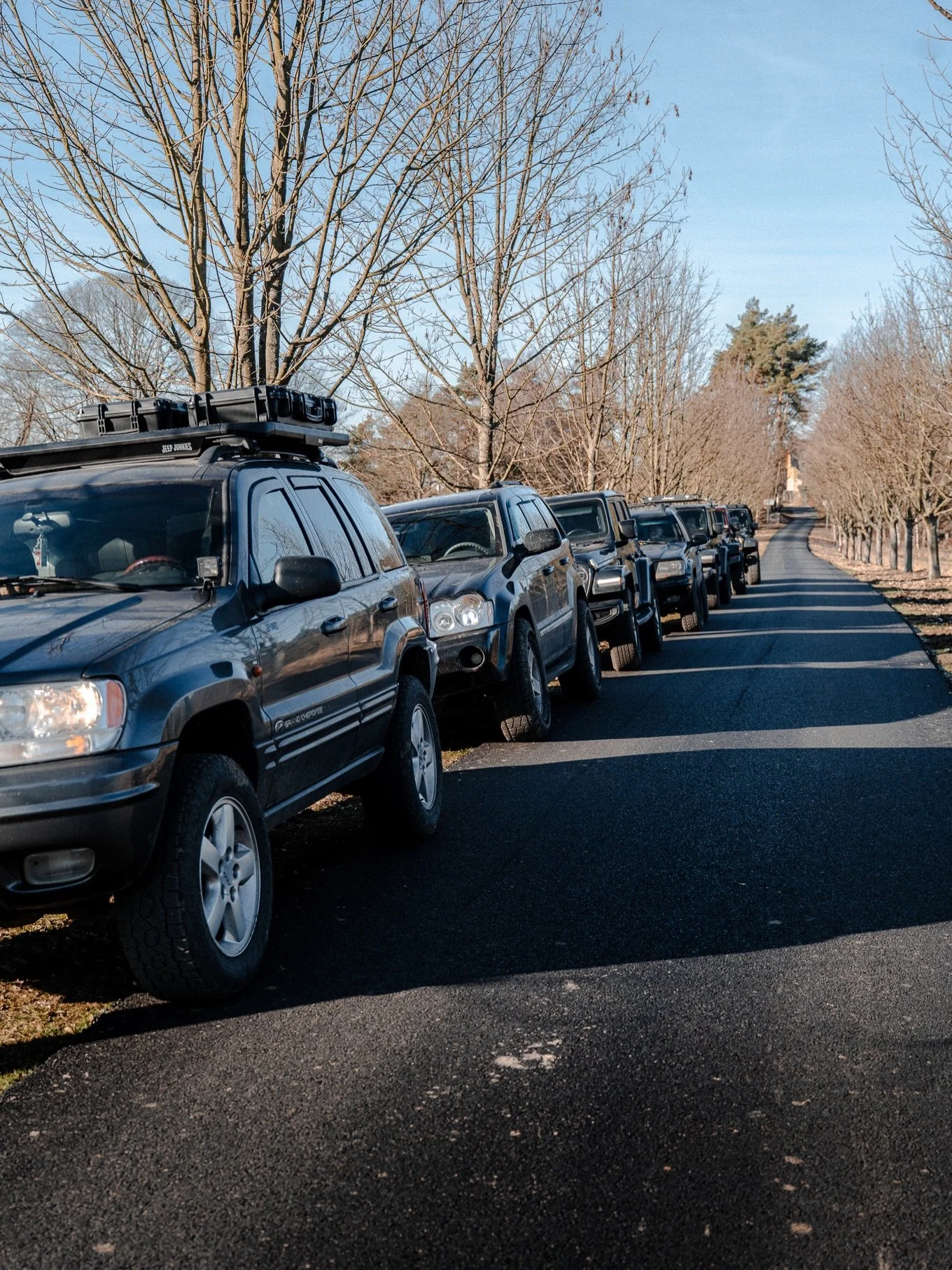 Dal&scaron;&iacute; Jeep Junkies Day je za n&aacute;mi. A v&iacute;&scaron; co..? Zase to nemělo chybu. Bav&iacute; n&aacute;s to a jedeme d&aacute;l&hellip; 🤗💪🏻✌🏻
🤍|||||||🤍
#jeepcz #friendtime #jeepjunkiescz #thebest #jeeplife