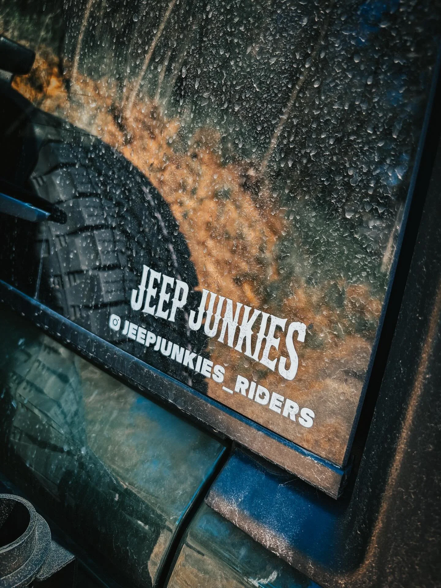 It&rsquo;s a Jeep 🤟🔥 #stickers #jeepjunkies