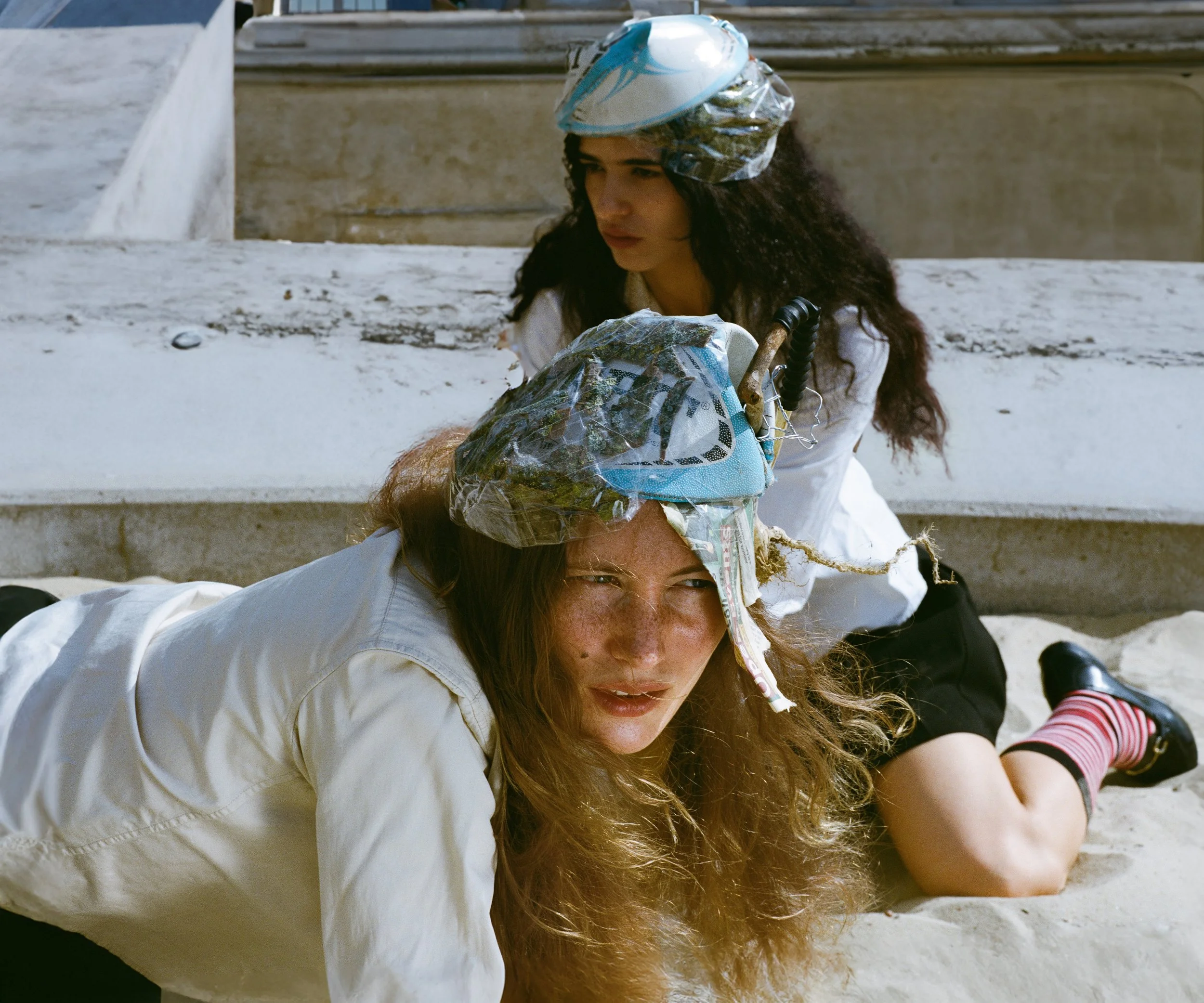 38.2 ISSUE 1 "Fashion Made From  Daily Fragments"