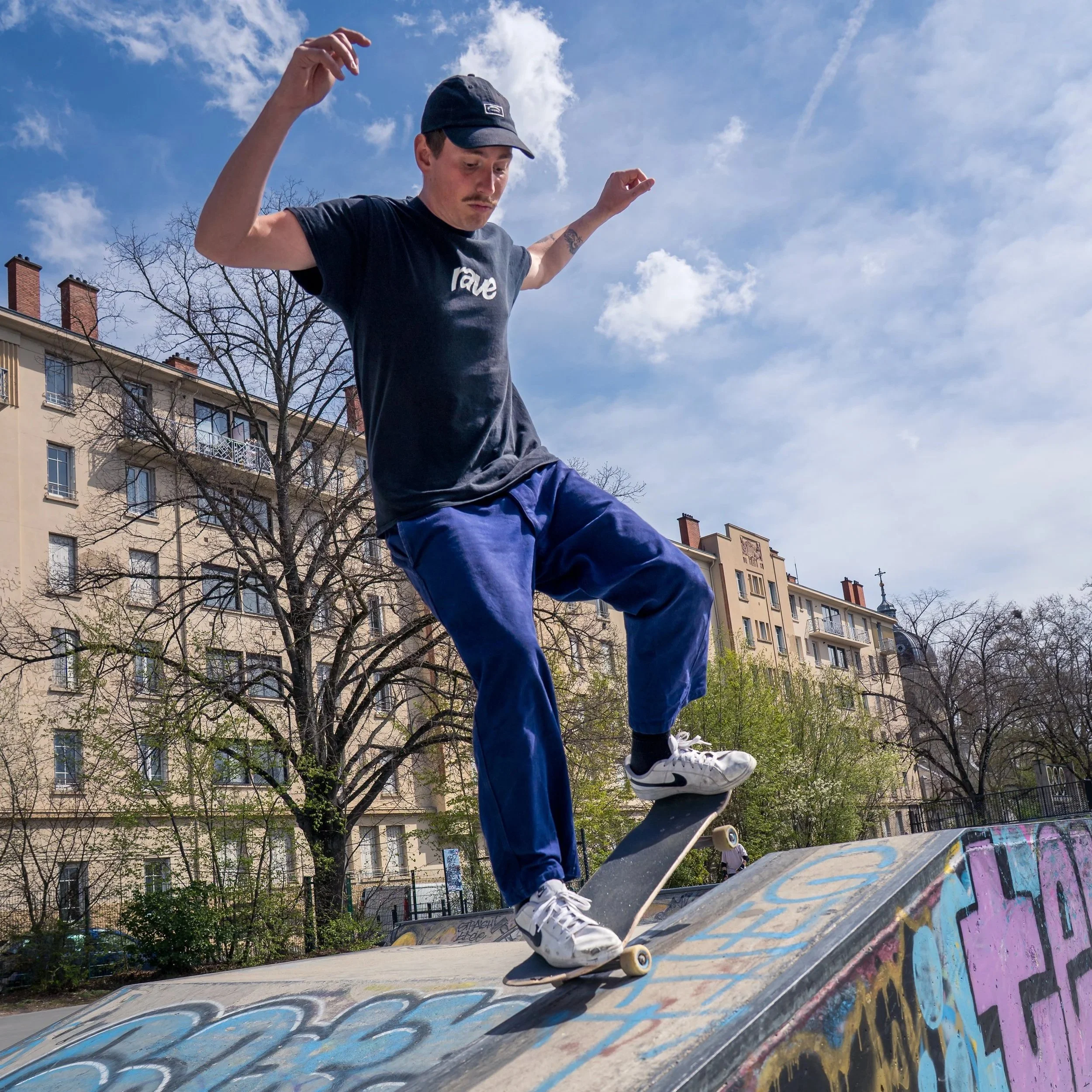 REPORTAGES & STORIES