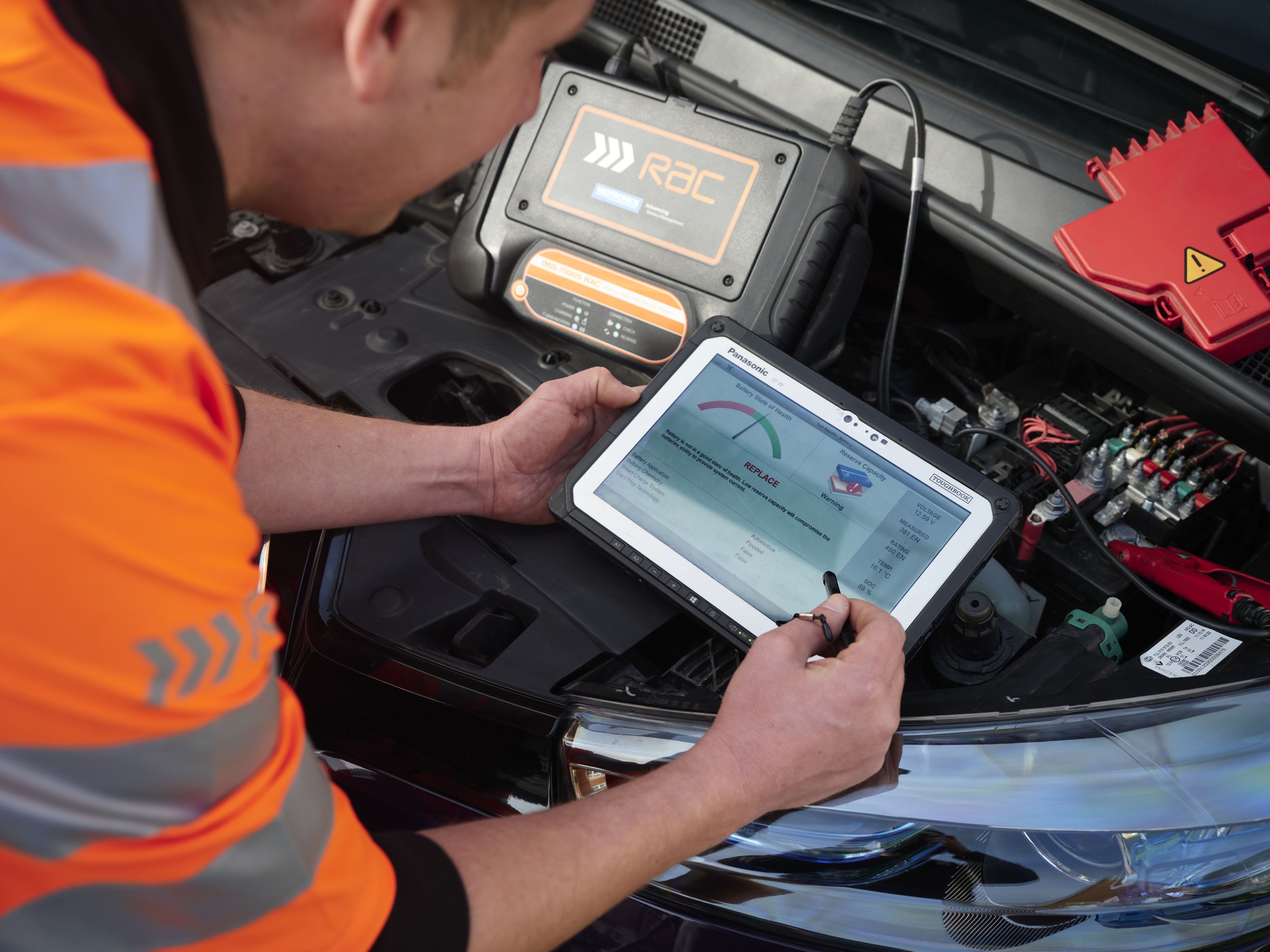 RAC_EV_1142_HR.jpg