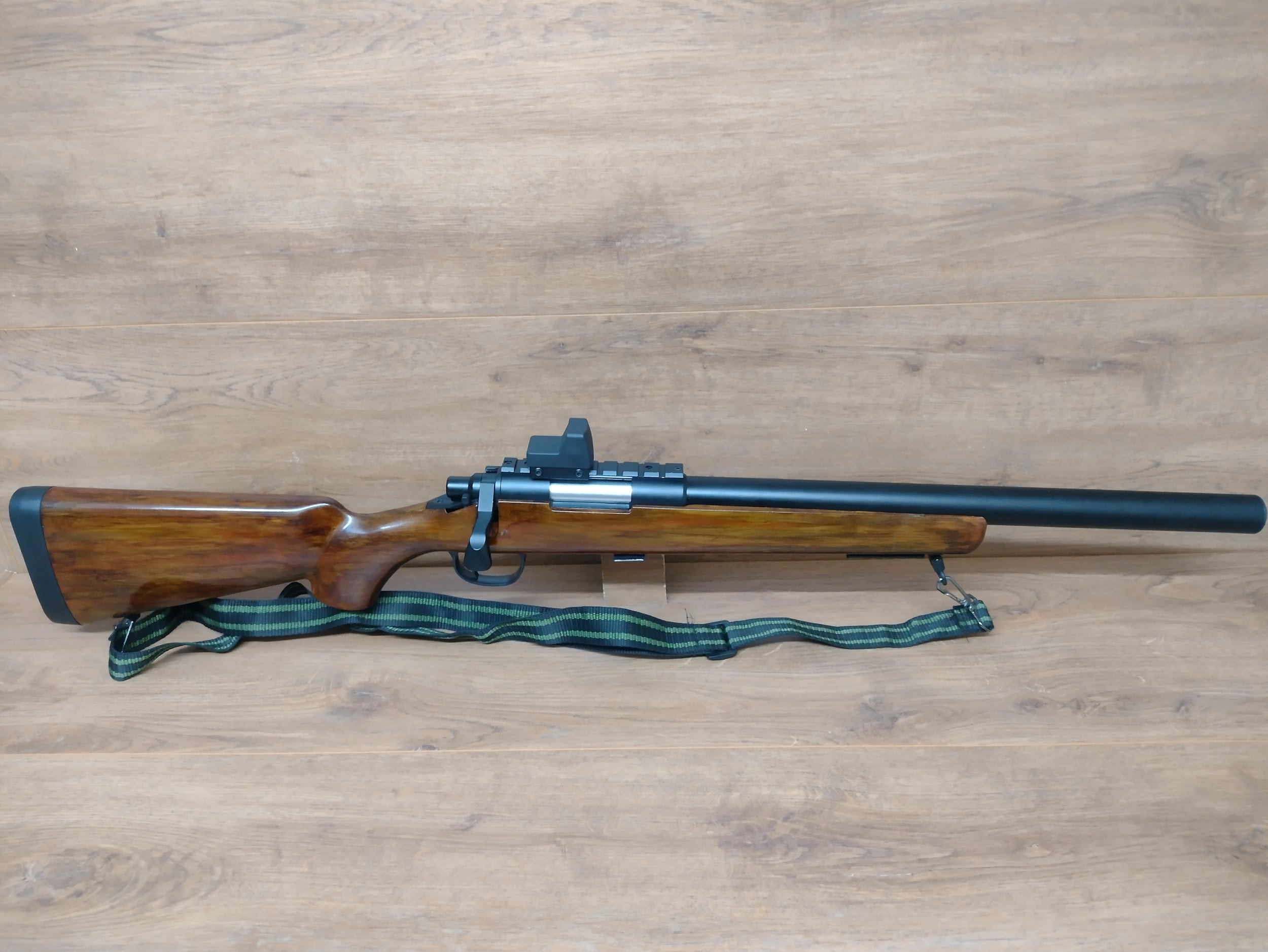 Safari rifle, spring bolt action, Well MB-02 based 