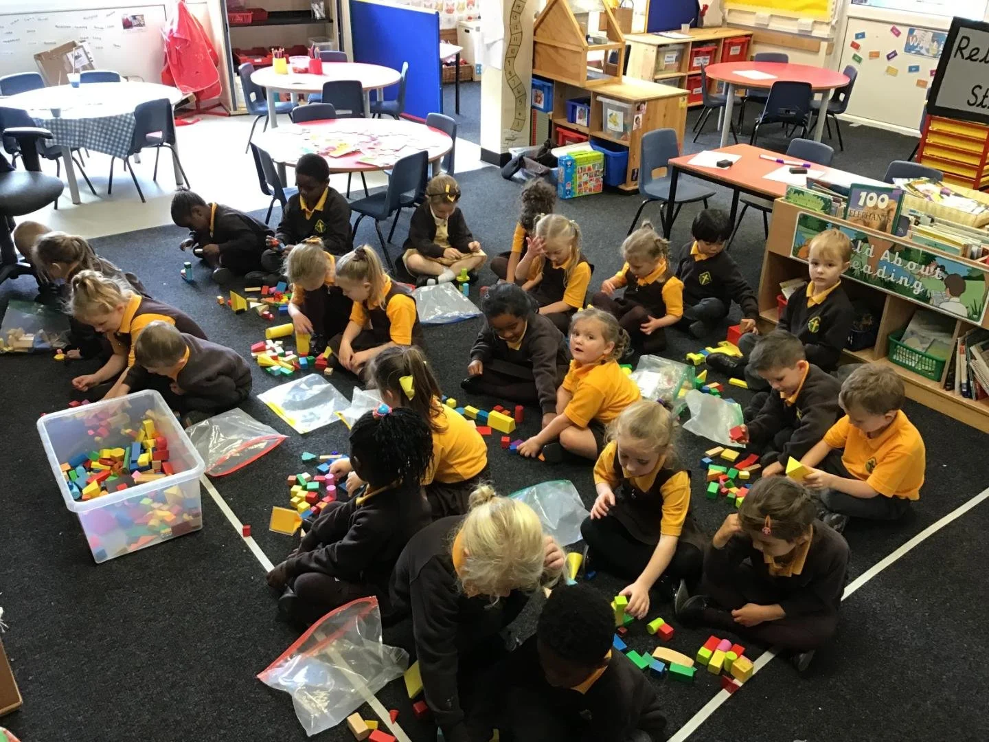 reception_school_sidcup_group_activity.jpg