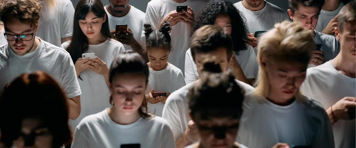 Social Media Affect Teen Mental Health