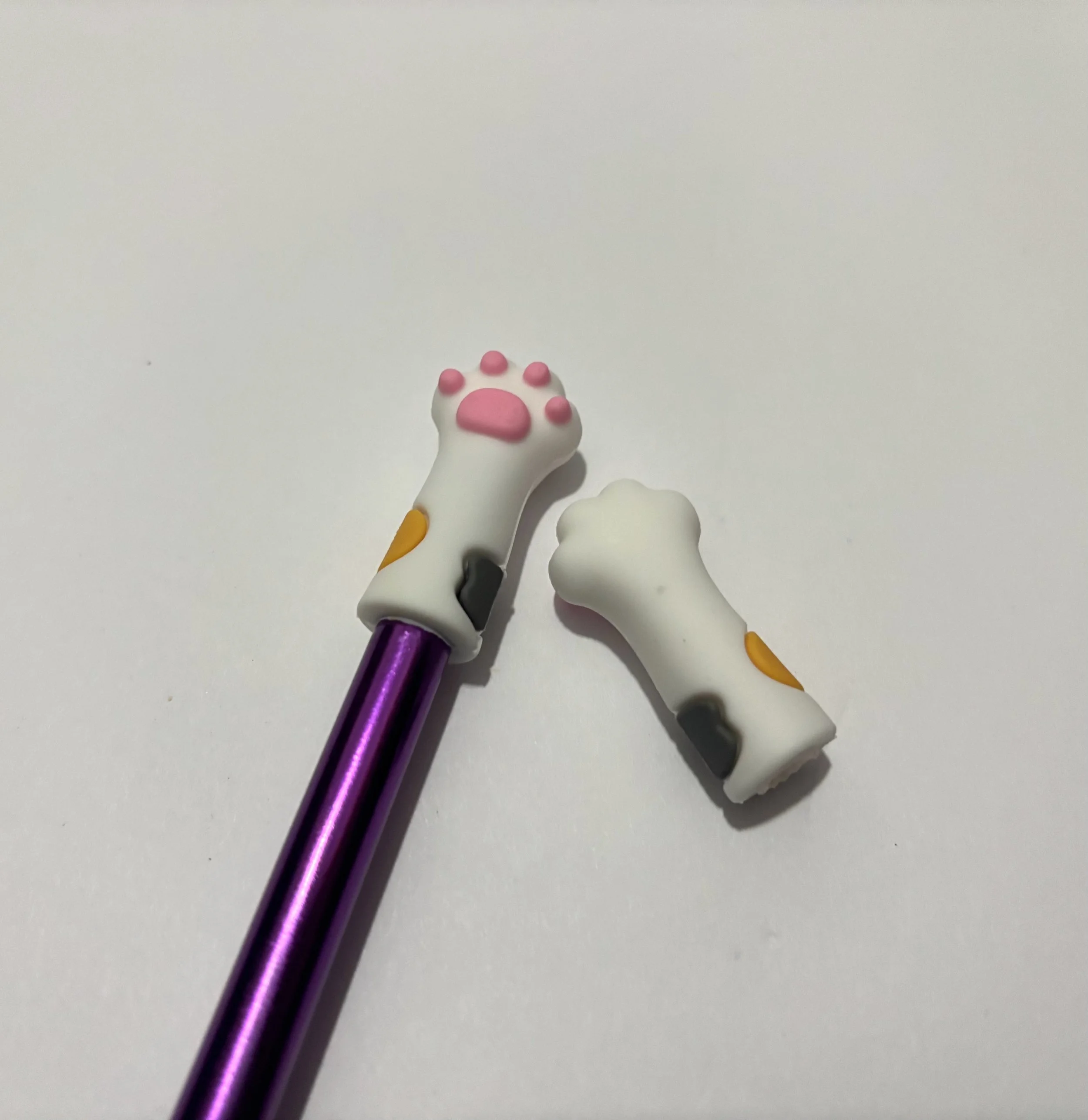 Kitten Needle Stoppers