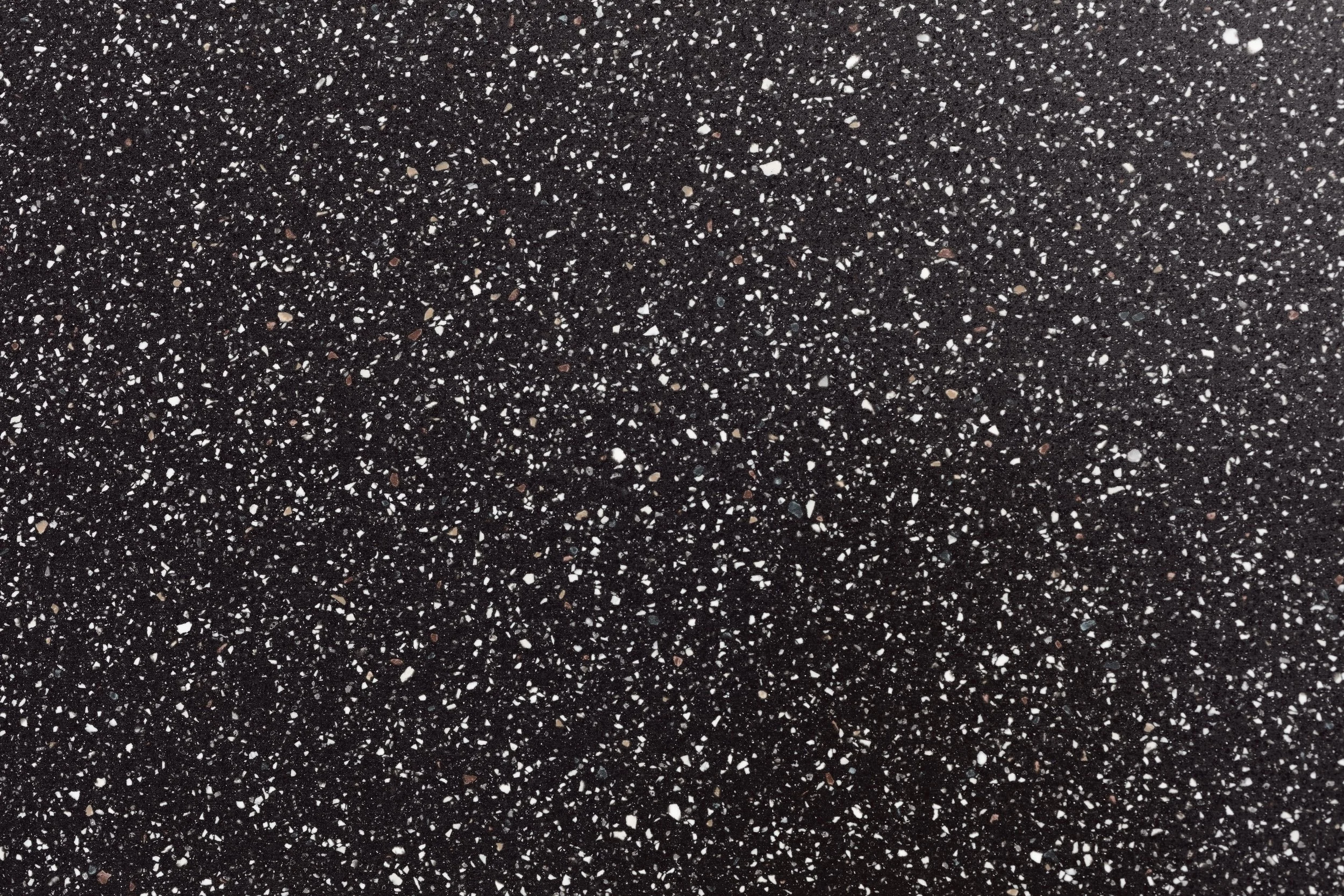  Q107 Terrazzo Selva  
 Min. 25% recycled content   
 2026 NEW COLOUR 
