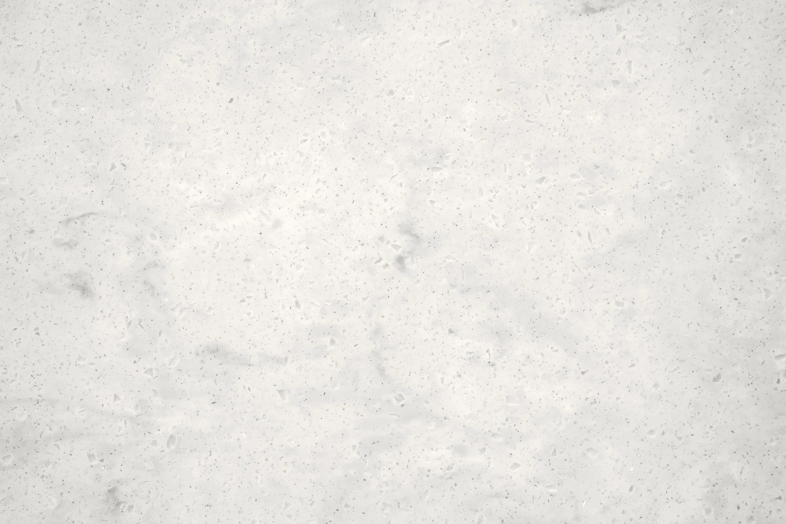  M608 Aurora Grey   
 Min. 6% Recycled Content 