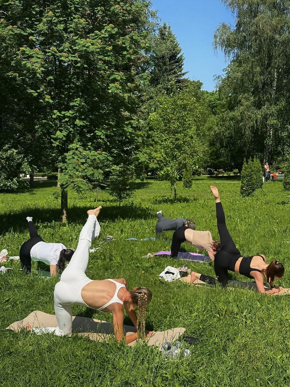 Yoga au Parc Buttes Chaumont