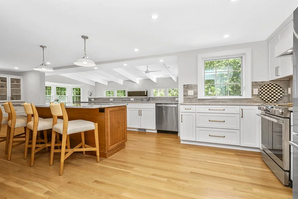 Southborough, Open-Concept Family Retreat